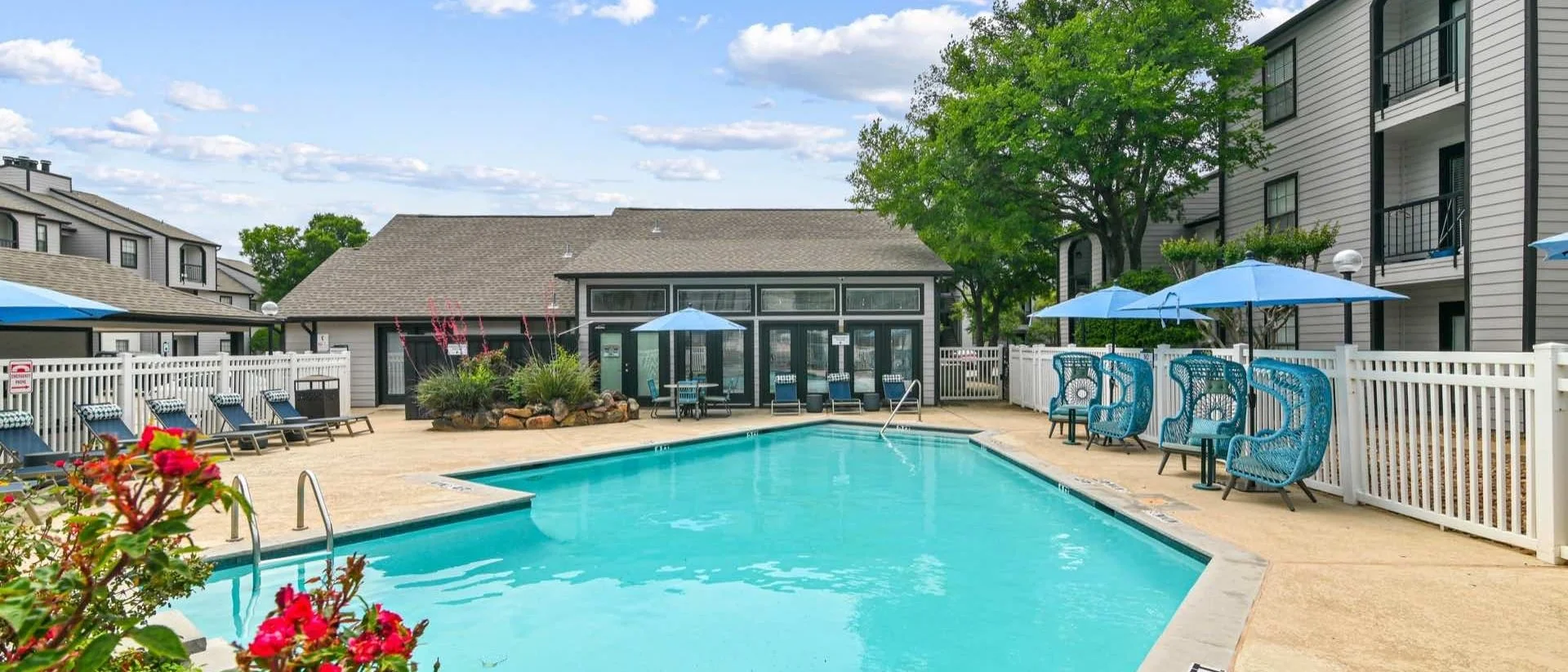Elliot Pioneer — Sale in Arlington, TX, photo 3 of 8