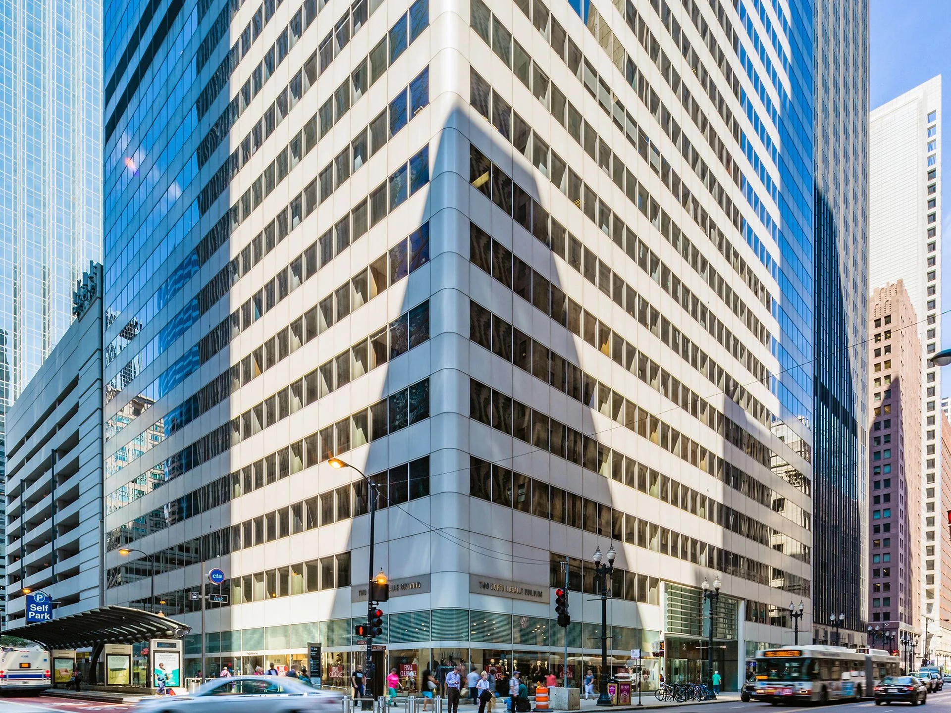 2 North Lasalle — Sale in Chicago, IL, photo 2 of 8