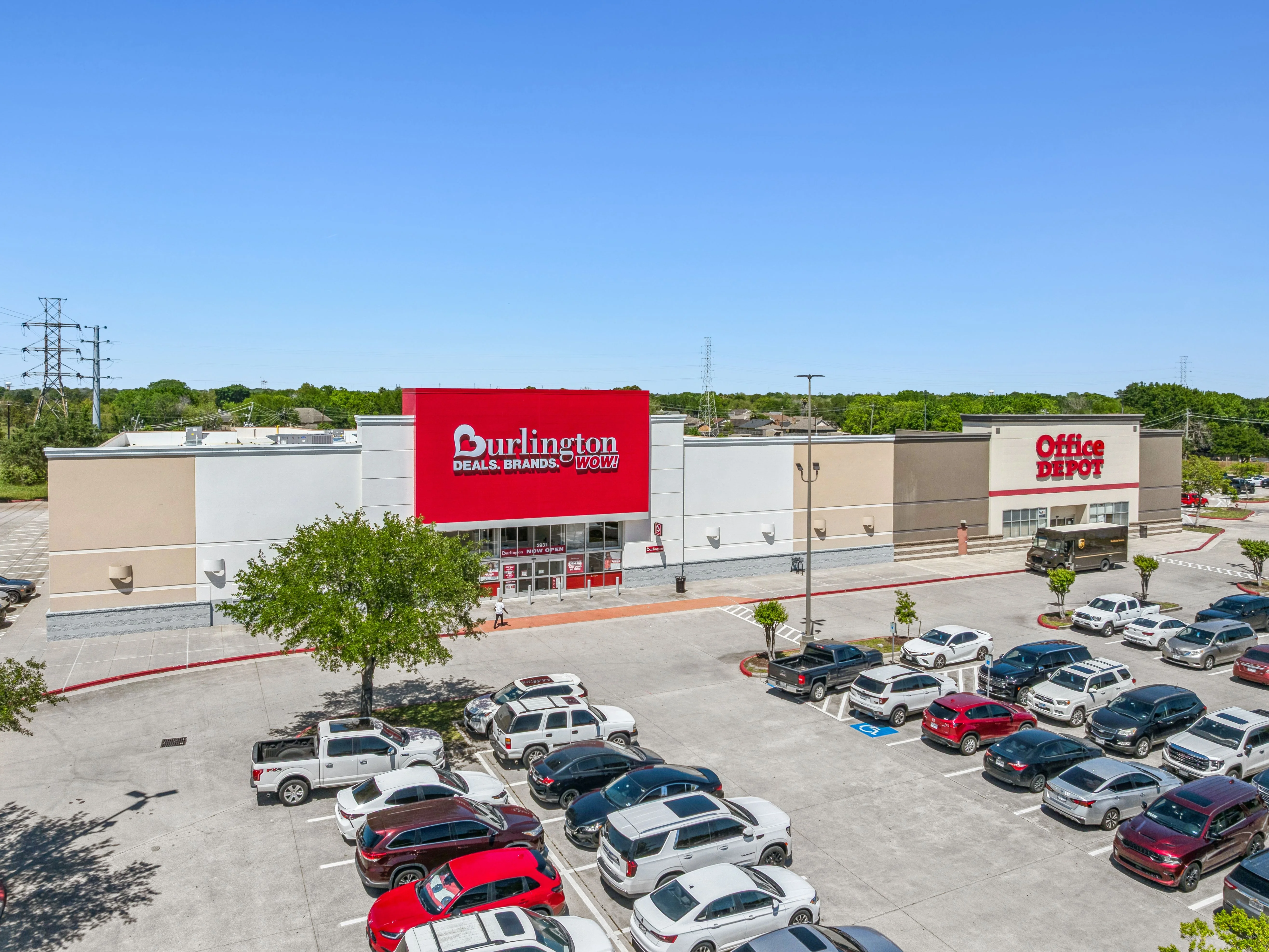 Fairway Center III — Sale in Pasadena, TX, photo 2 of 8