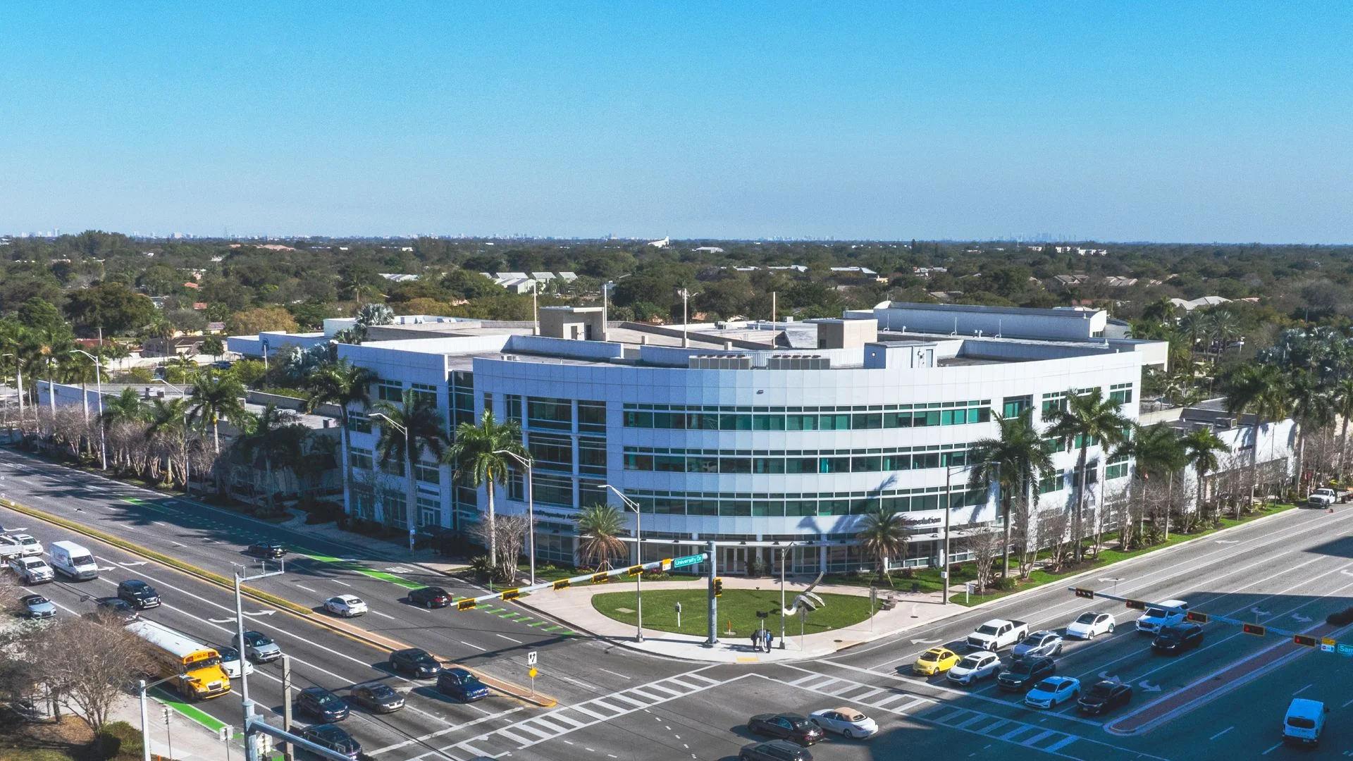 One Charter Place — Sale in Coral Springs, FL, photo 1 of 8