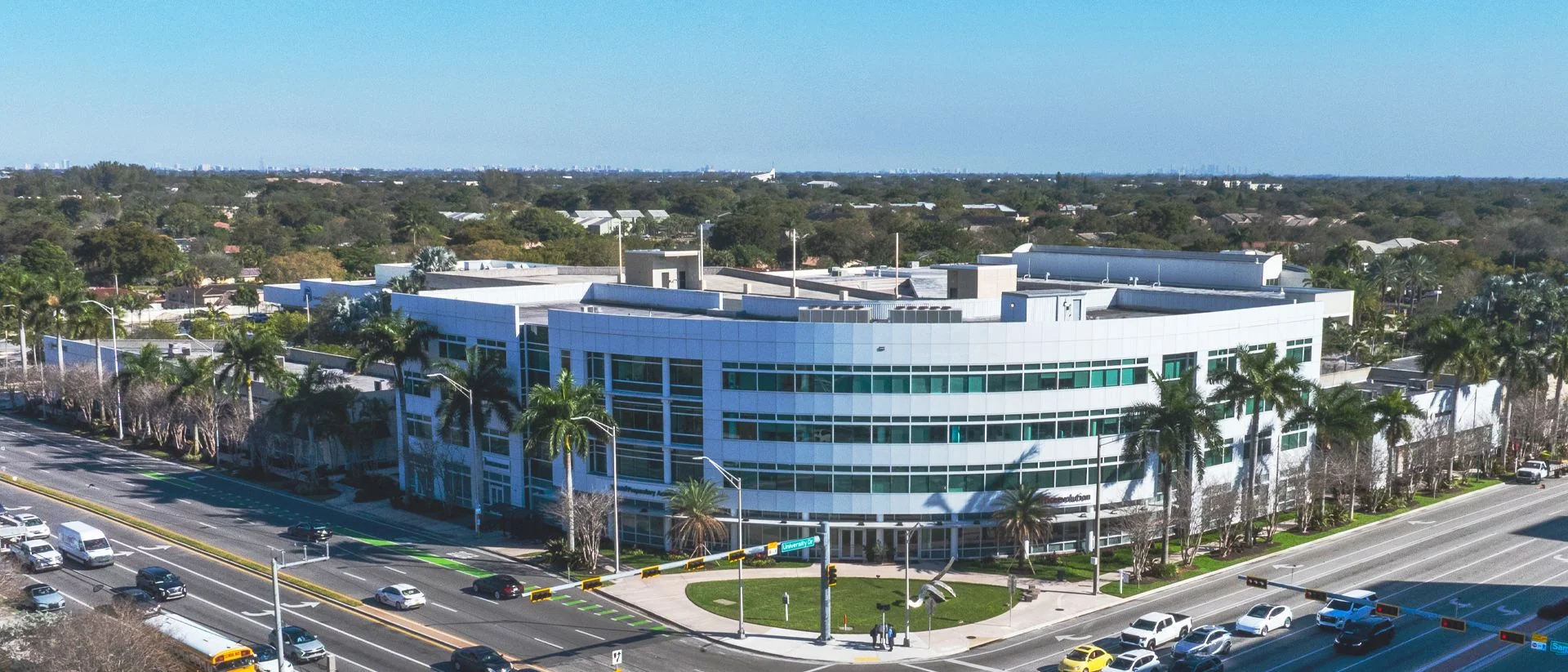 One Charter Place — Sale in Coral Springs, FL, photo 3 of 8