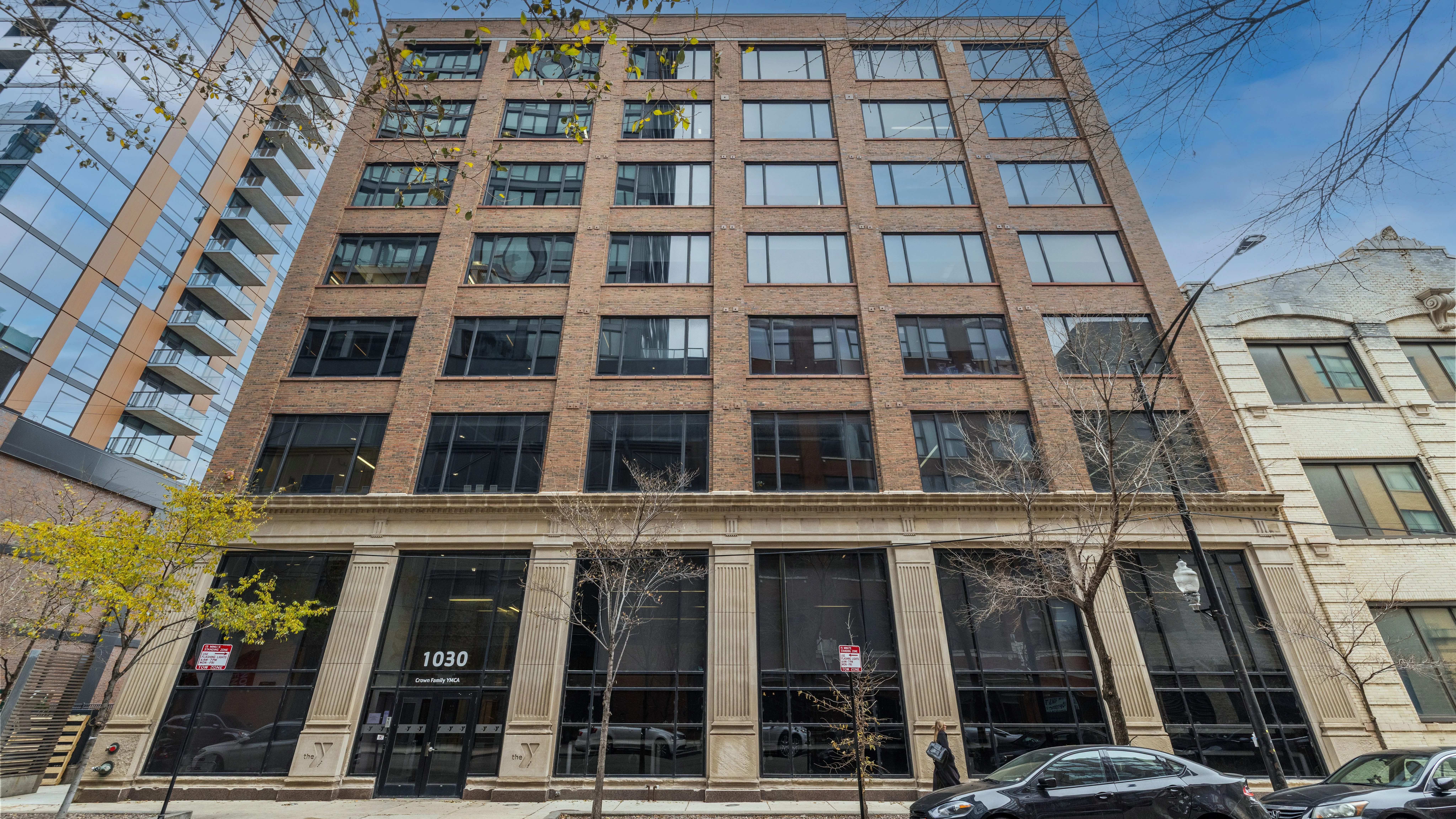1030 W Van Buren - YMCA — Sale in Chicago, IL, photo 1 of 8