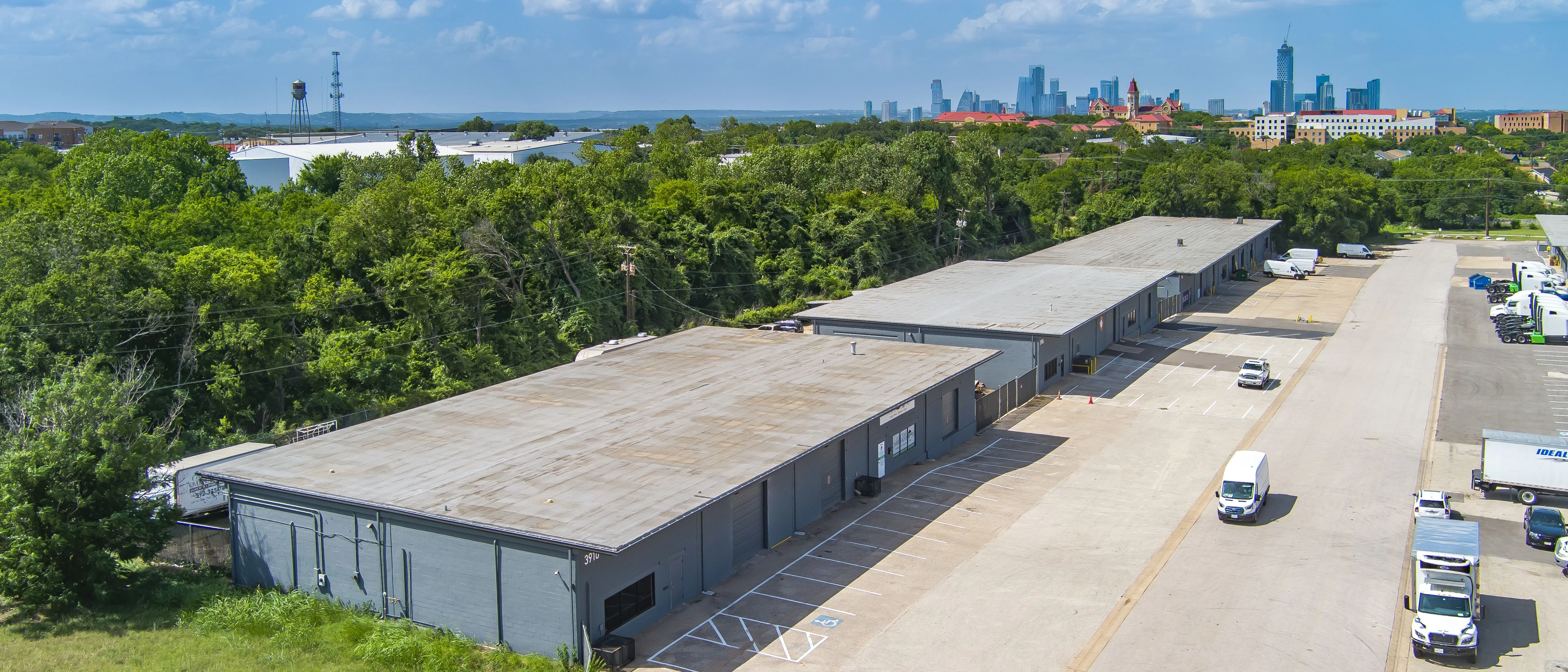 3910 Warehouse Row — Sale in Austin, TX, photo 3 of 8