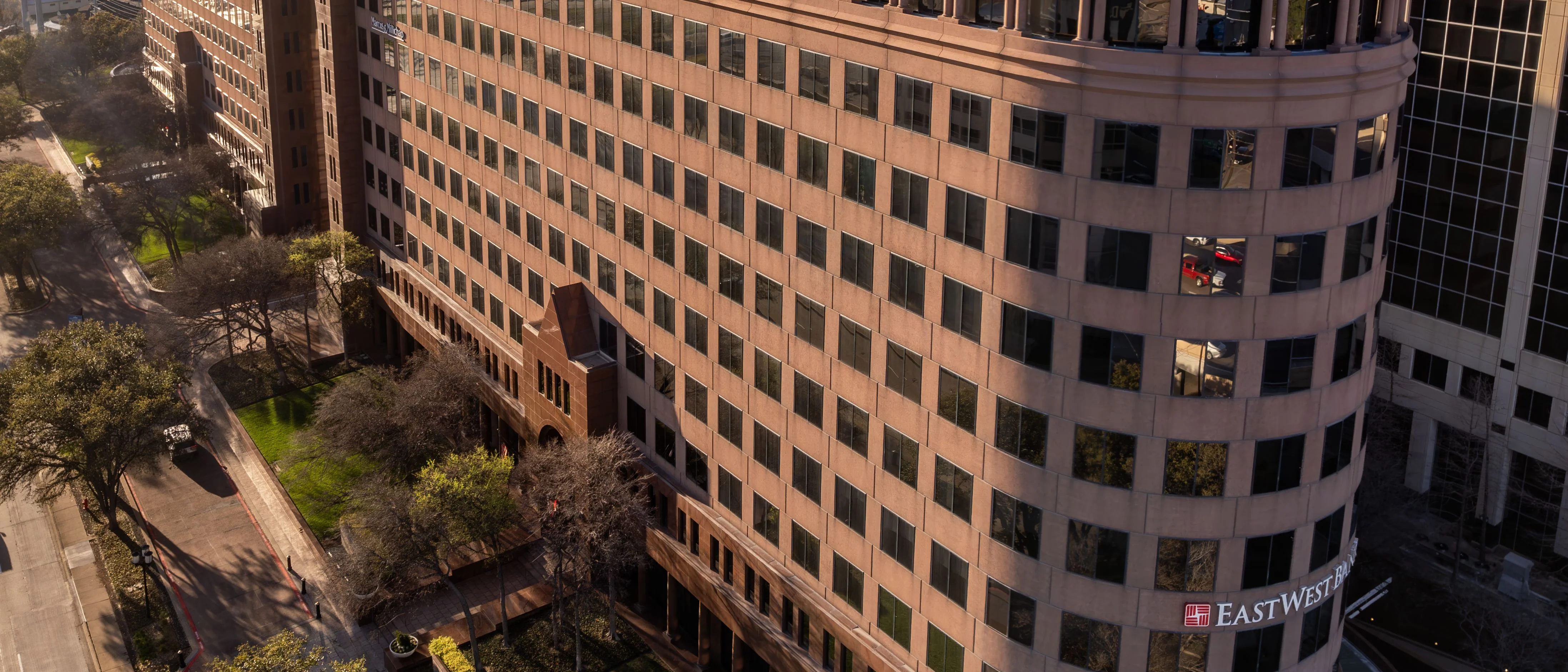 Providence Towers — Sale in Dallas, TX, photo 5 of 8