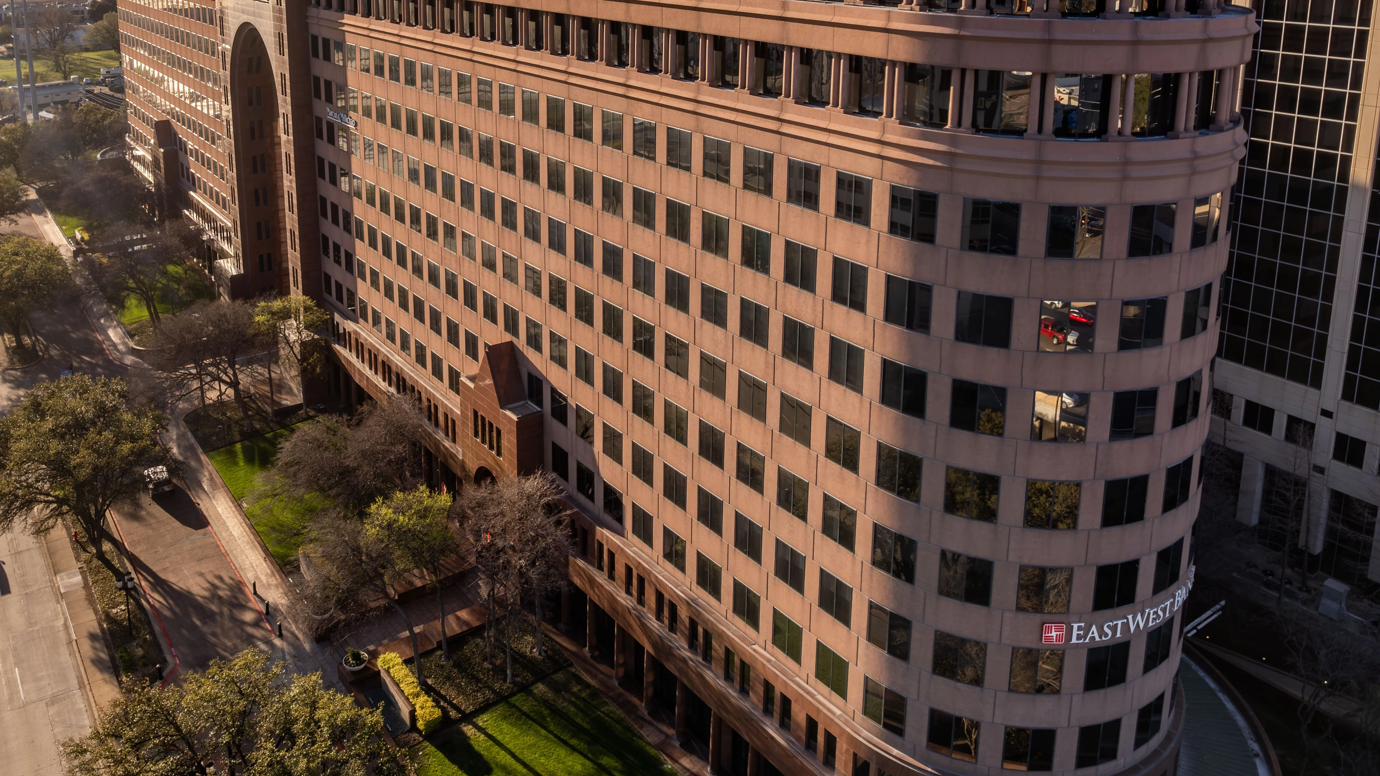 Providence Towers — Sale in Dallas, TX, photo 6 of 8