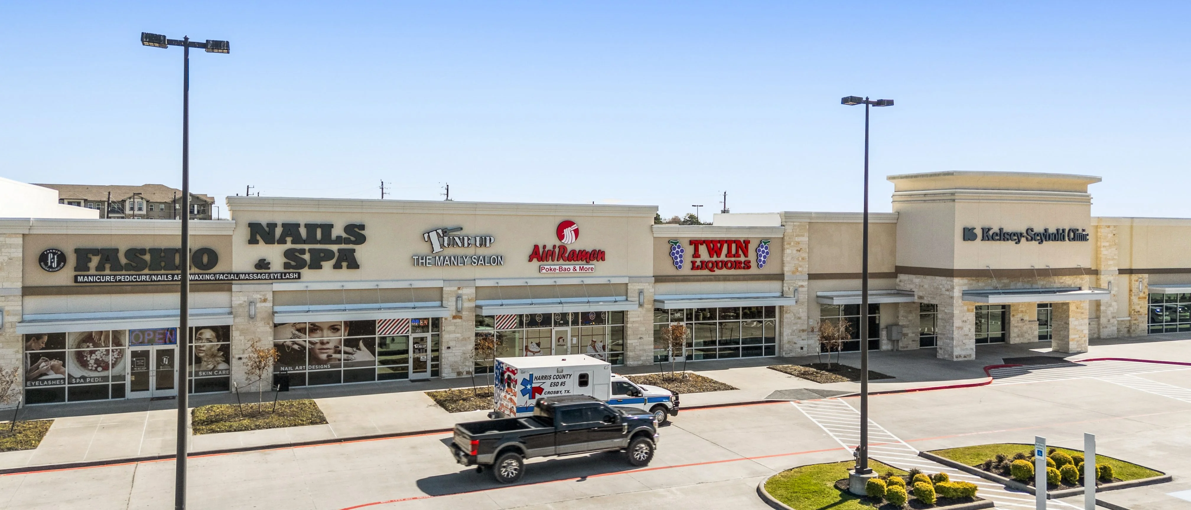 Baytown Shops - Phase I — Sale in Baytown, TX, photo 6 of 8