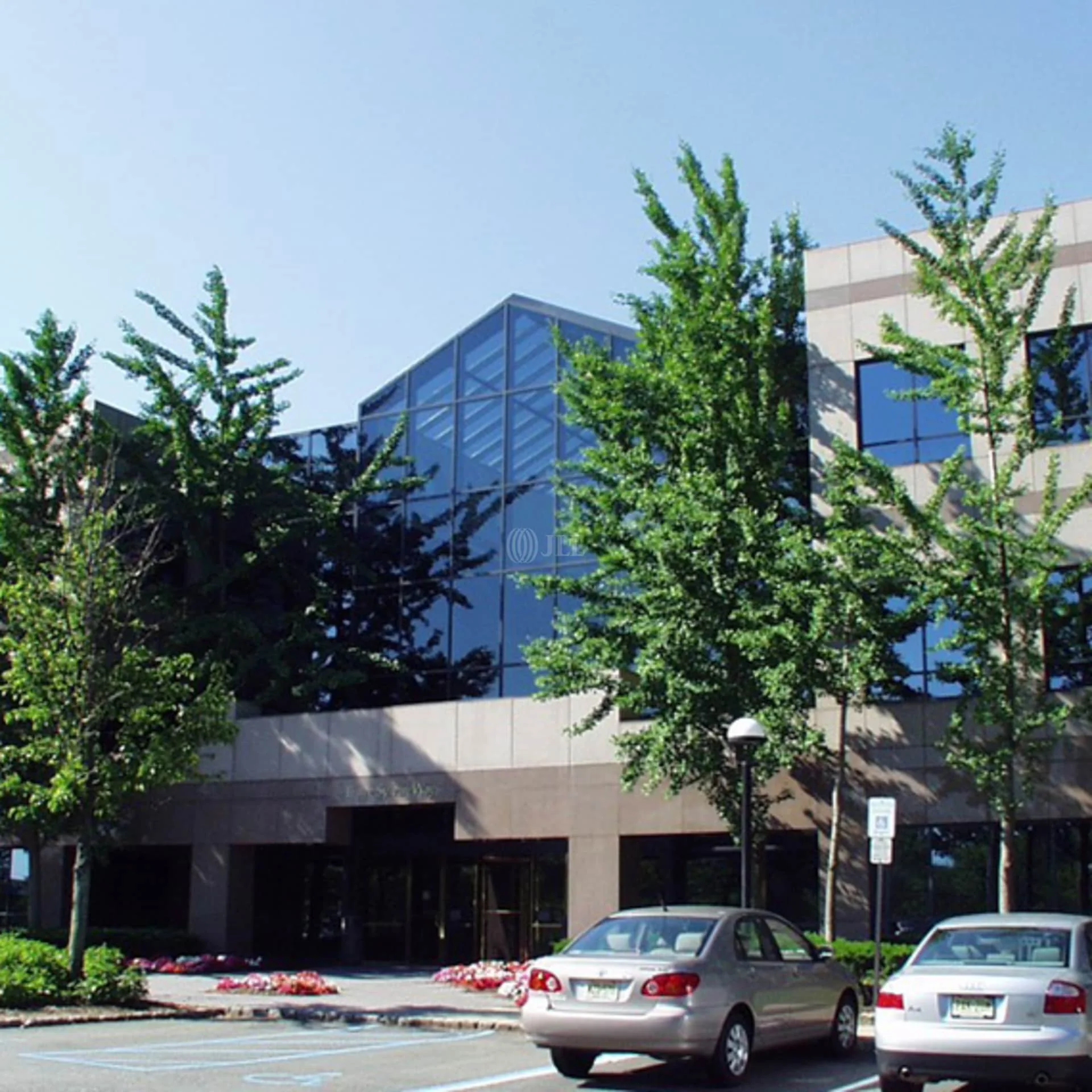 The Arbors at Parsippany — Lease in Parsippany, NJ, photo 5 of 8