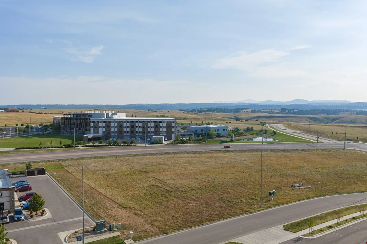 2015 Hope Ct, Rapid City SD 57701 — Sale in Rapid City, SD, photo 2 of 8