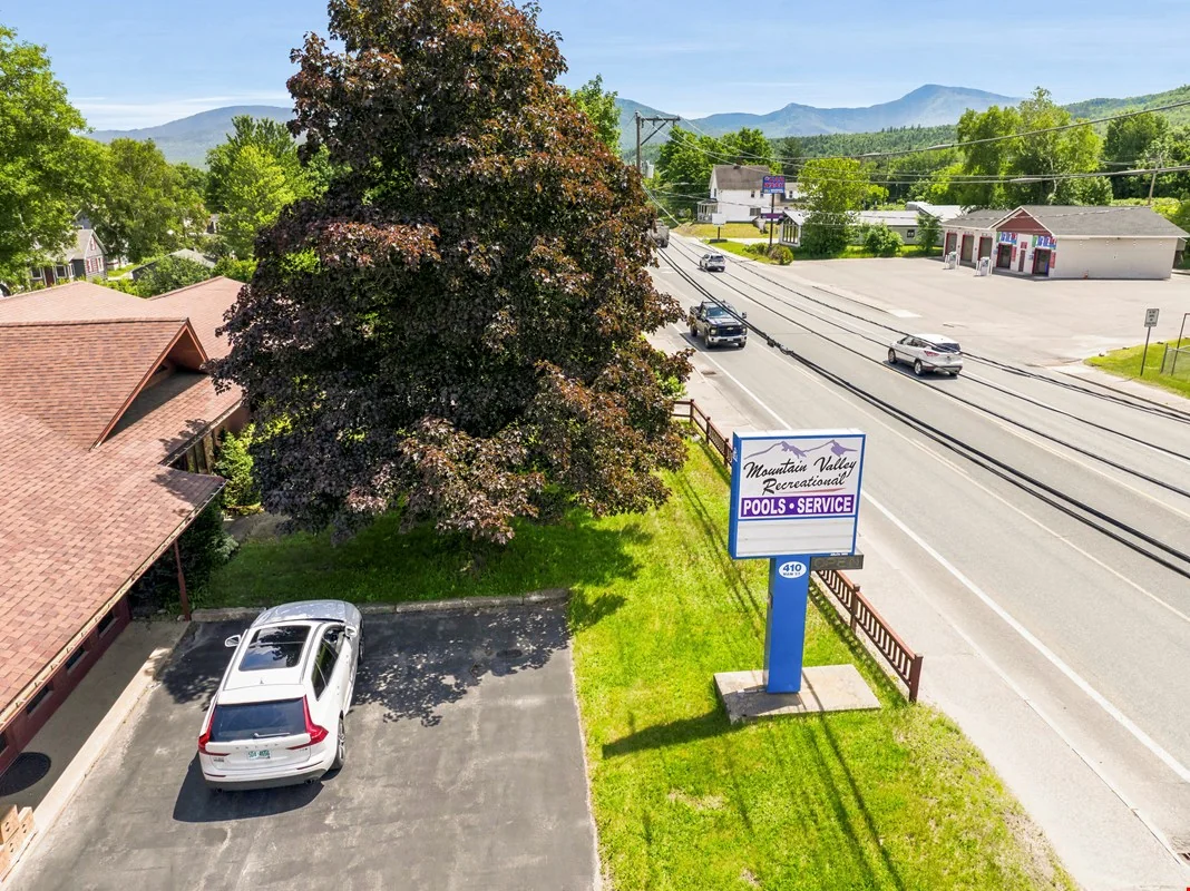 410 Main Street Gorham, NH — Sale in Gorham, NH, photo 3 of 8