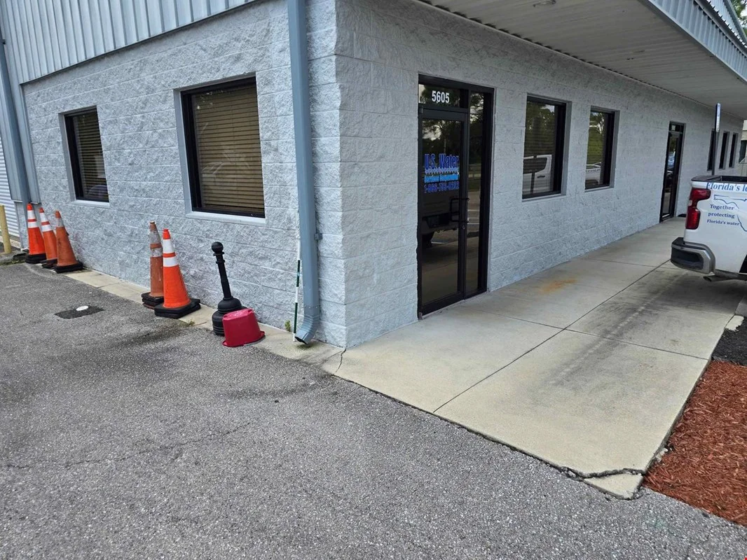 7800 sq foot Industrial Warehouse - industrial for sale in lehigh acres, FL