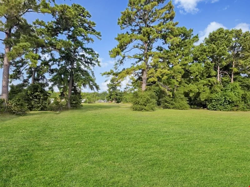 Move-In-Ready Retail | 5,061 SF on 1.58 AC - retail for sale in spring, TX