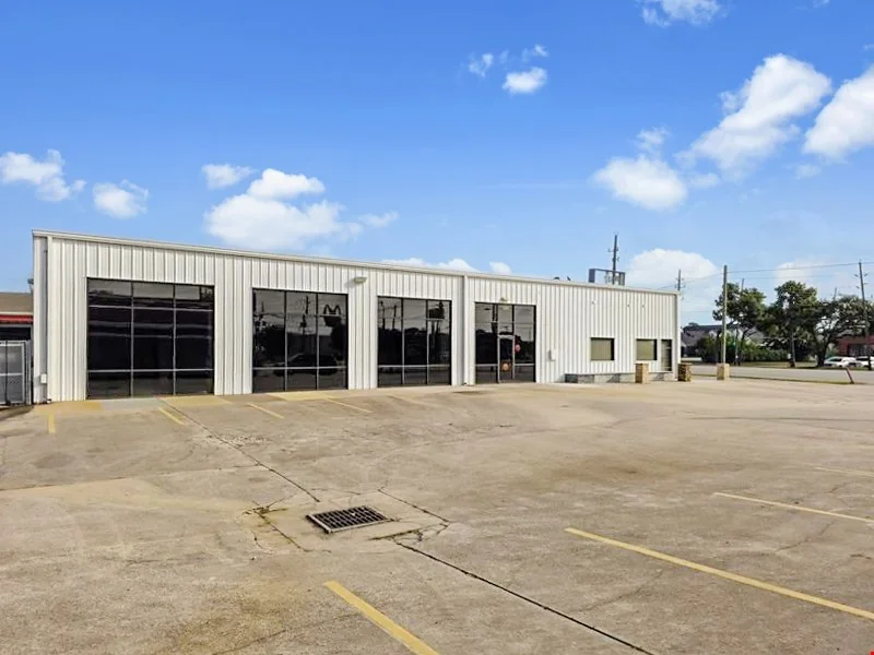 Move-In-Ready Retail | 5,061 SF on 1.58 AC — Lease in Spring, TX, photo 7 of 8