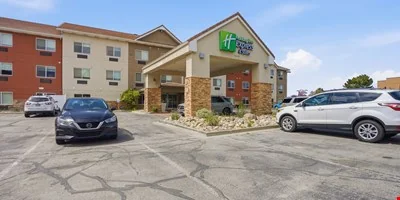 Holiday Inn Express & Suites Sandy — Sale in Sandy, UT, photo 3 of 8