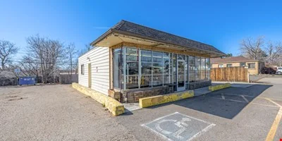 Freestanding Restaurant Location — Sale in Lakewood, CO, photo 3 of 8