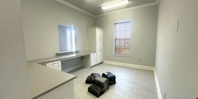 1,755 RSF Freestanding Medical Office | Prairieville,… — Lease in Prairieville, LA, photo 7 of 8