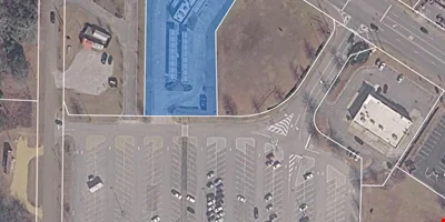 Former Sonic QSR with Drive-Thru — Lease in Winfield, AL, photo 3 of 8