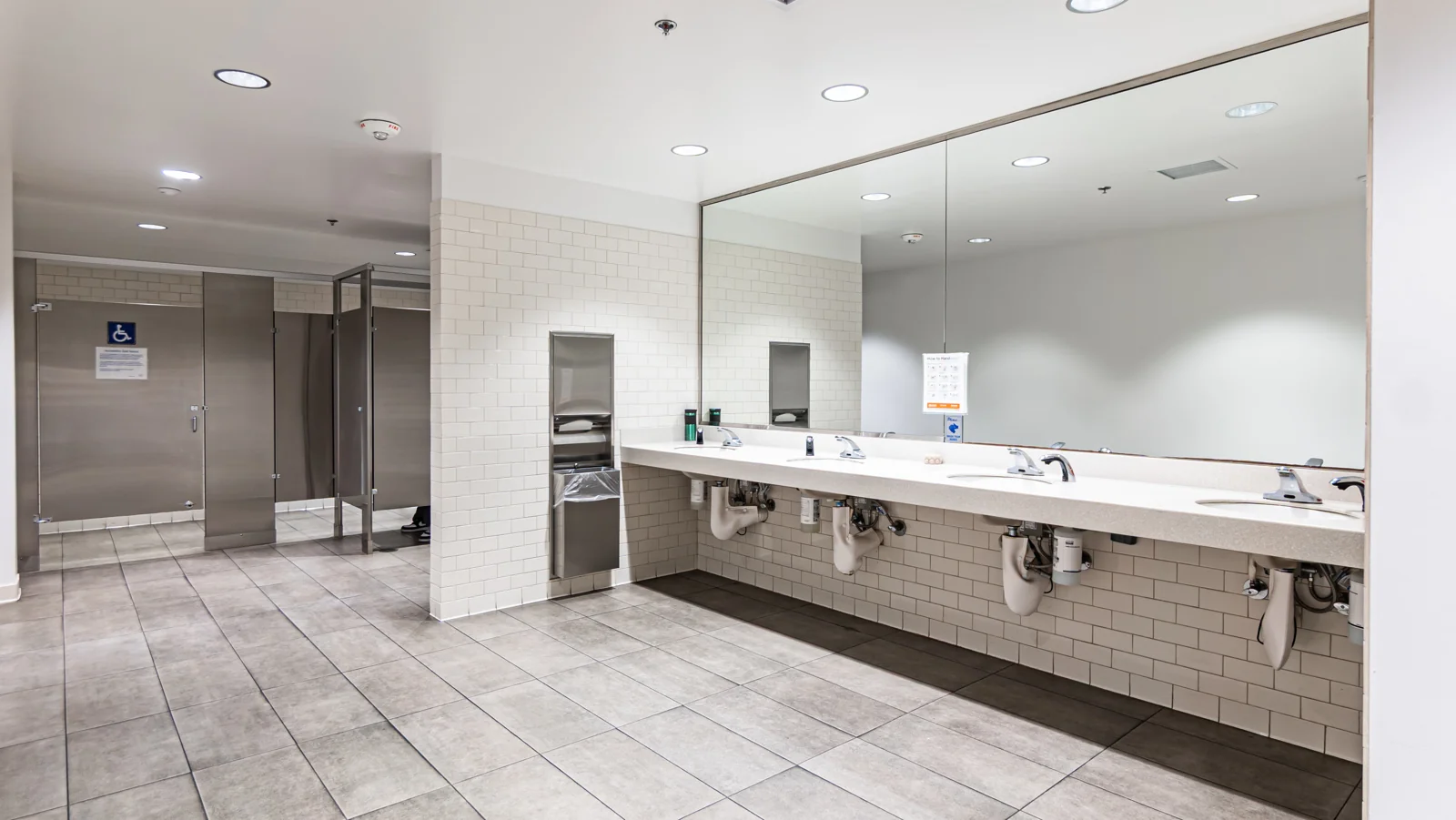 FlexIndustrial in Long Beach, CA — Lease in Long Beach, CA, photo 5 of 8