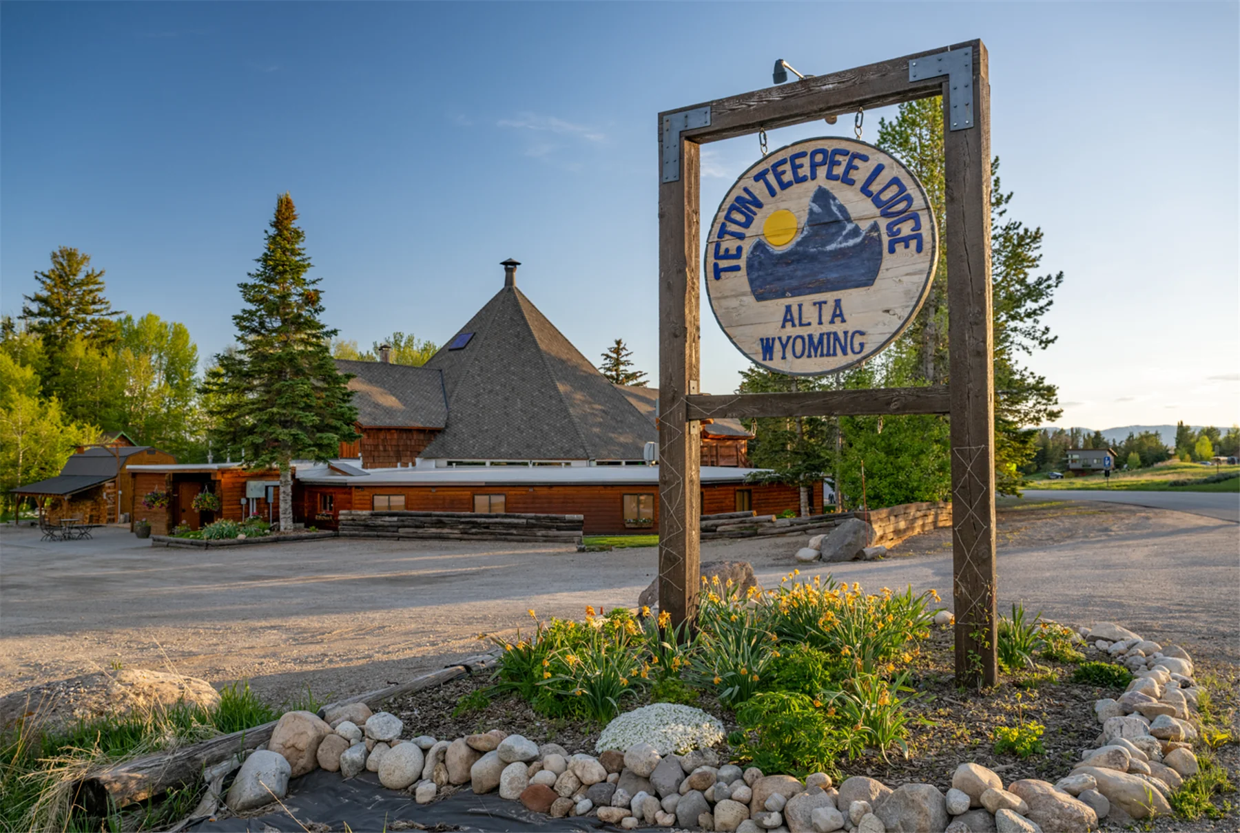 Teton Teepee Lodge — Sale in Alta, WY, photo 4 of 8