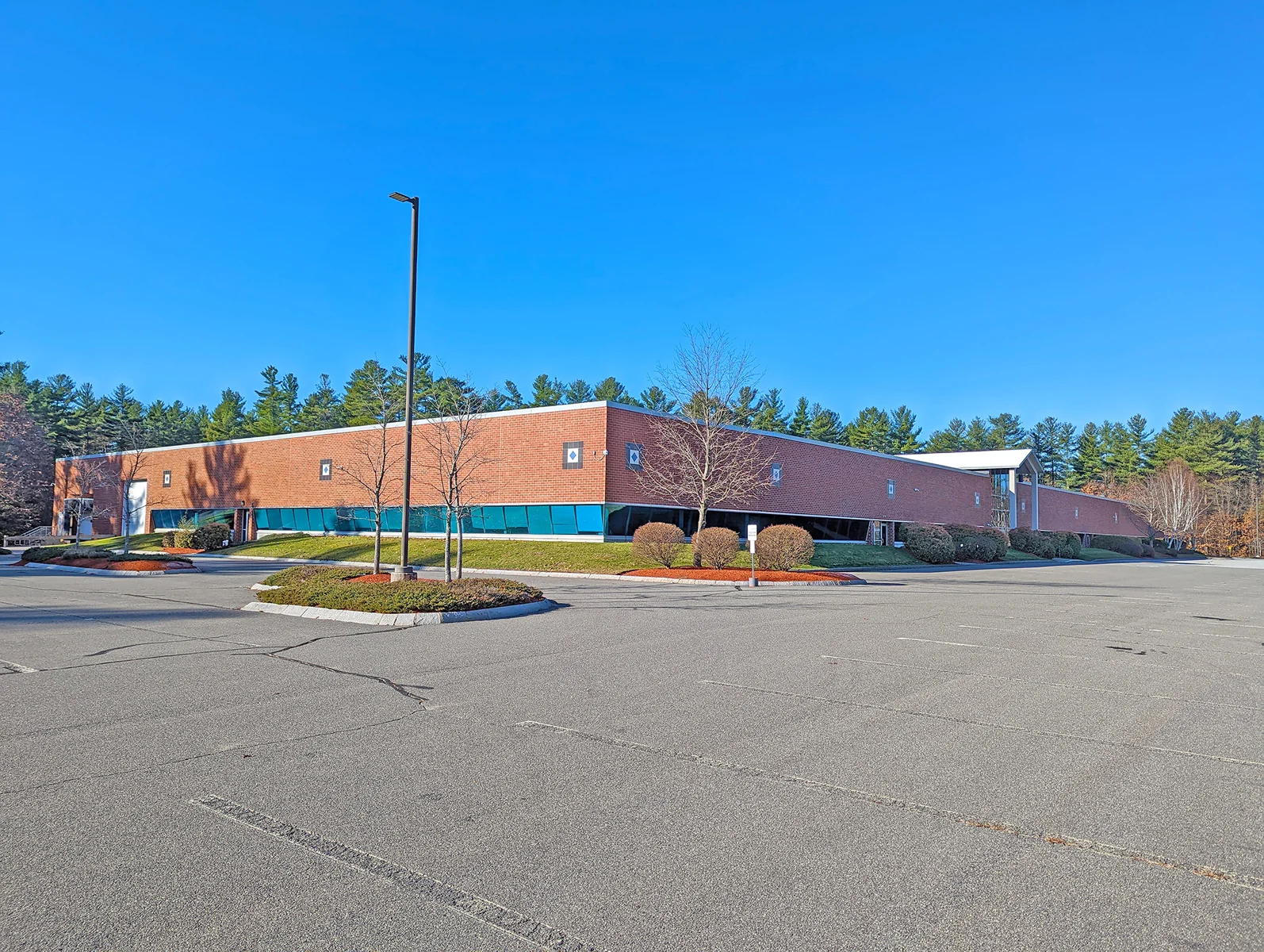Industrial in Nashua, NH — Lease in Nashua, NH, photo 1 of 1