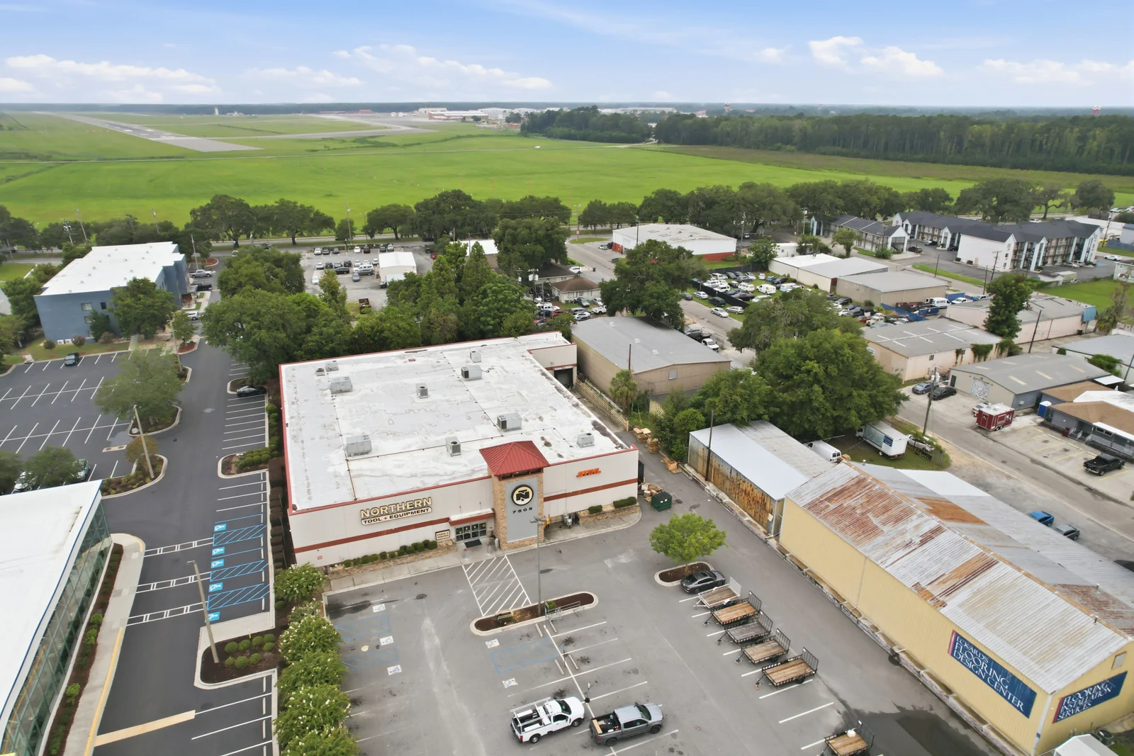 7505 Abercorn Street — Lease in Savannah, GA, photo 2 of 5