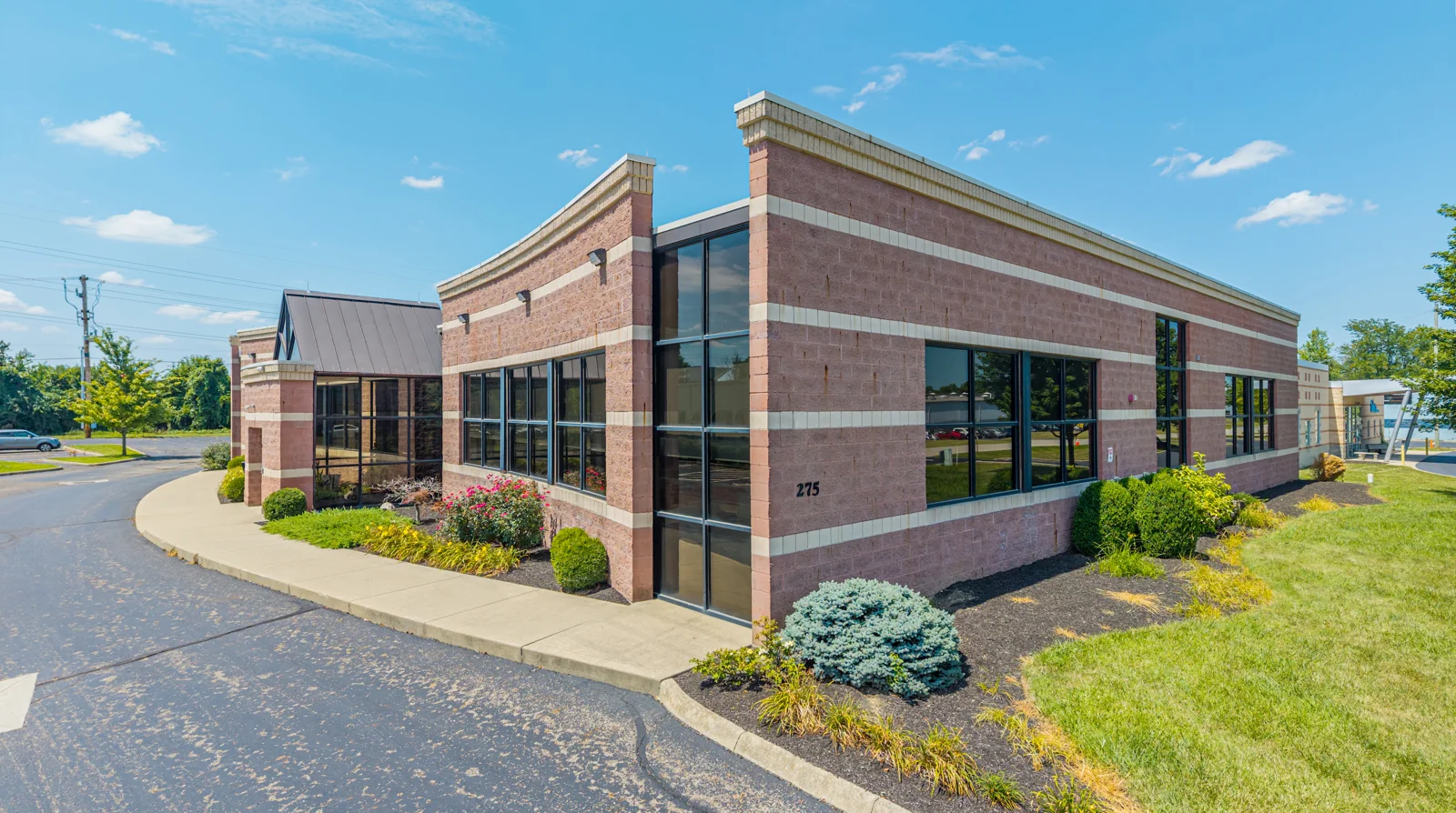 Office in Columbus, OH — Sale in Columbus, OH, photo 3 of 8