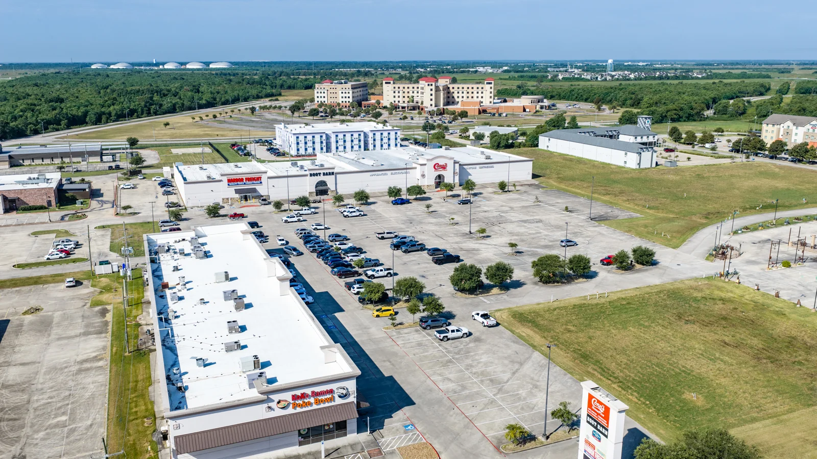 Port Plaza Centre — Lease in Port Arthur, TX, photo 3 of 3