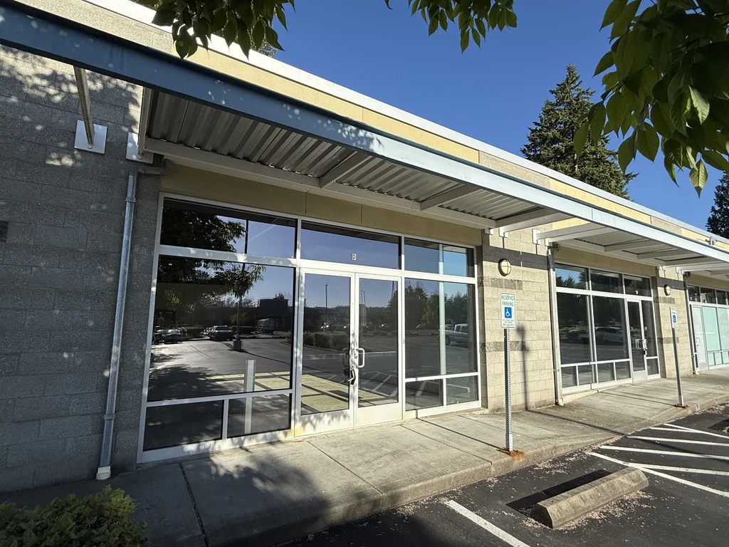 Crystal Creek Center — Lease in Bothell, WA, photo 1 of 1
