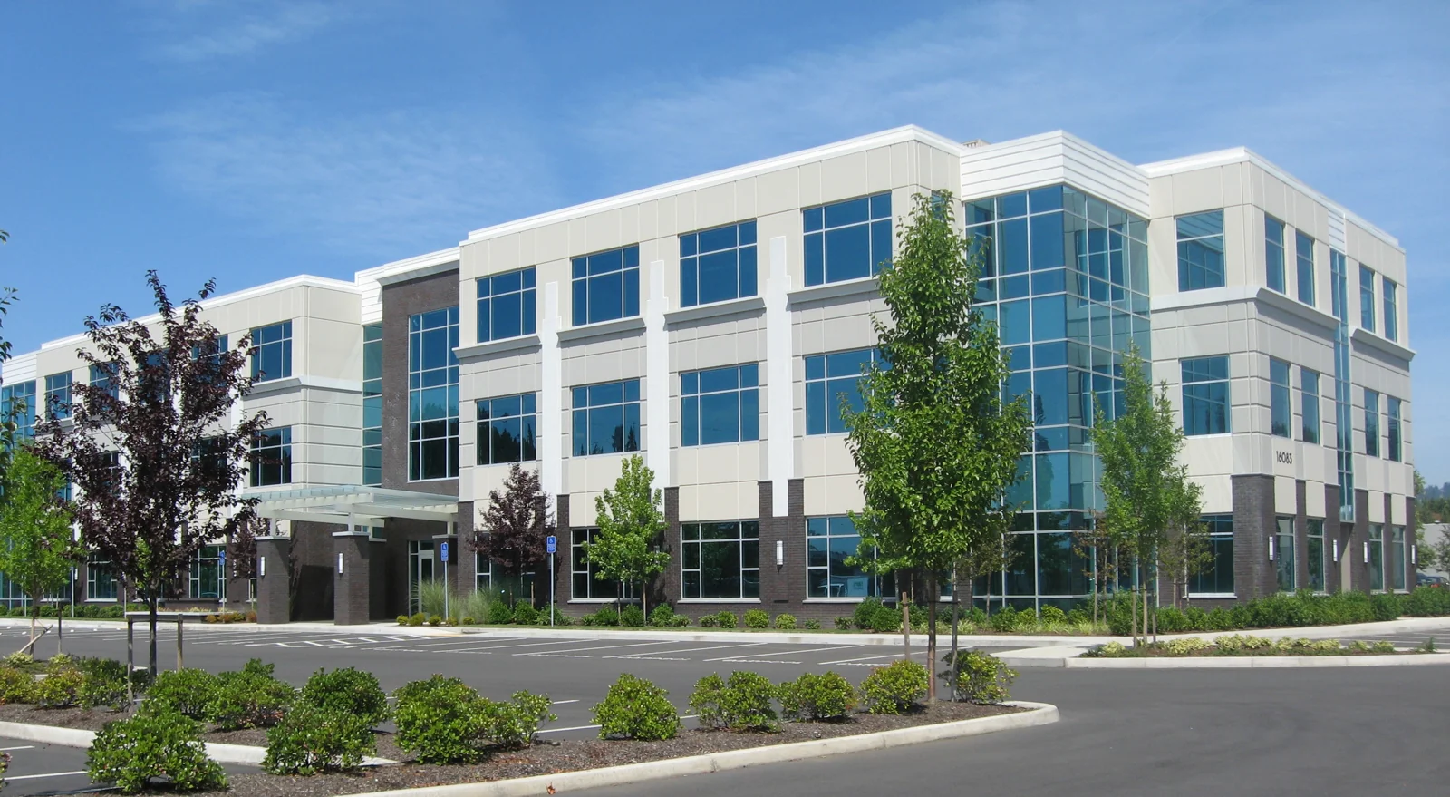 Fanno Creek — Lease in Tigard, OR, photo 1 of 1