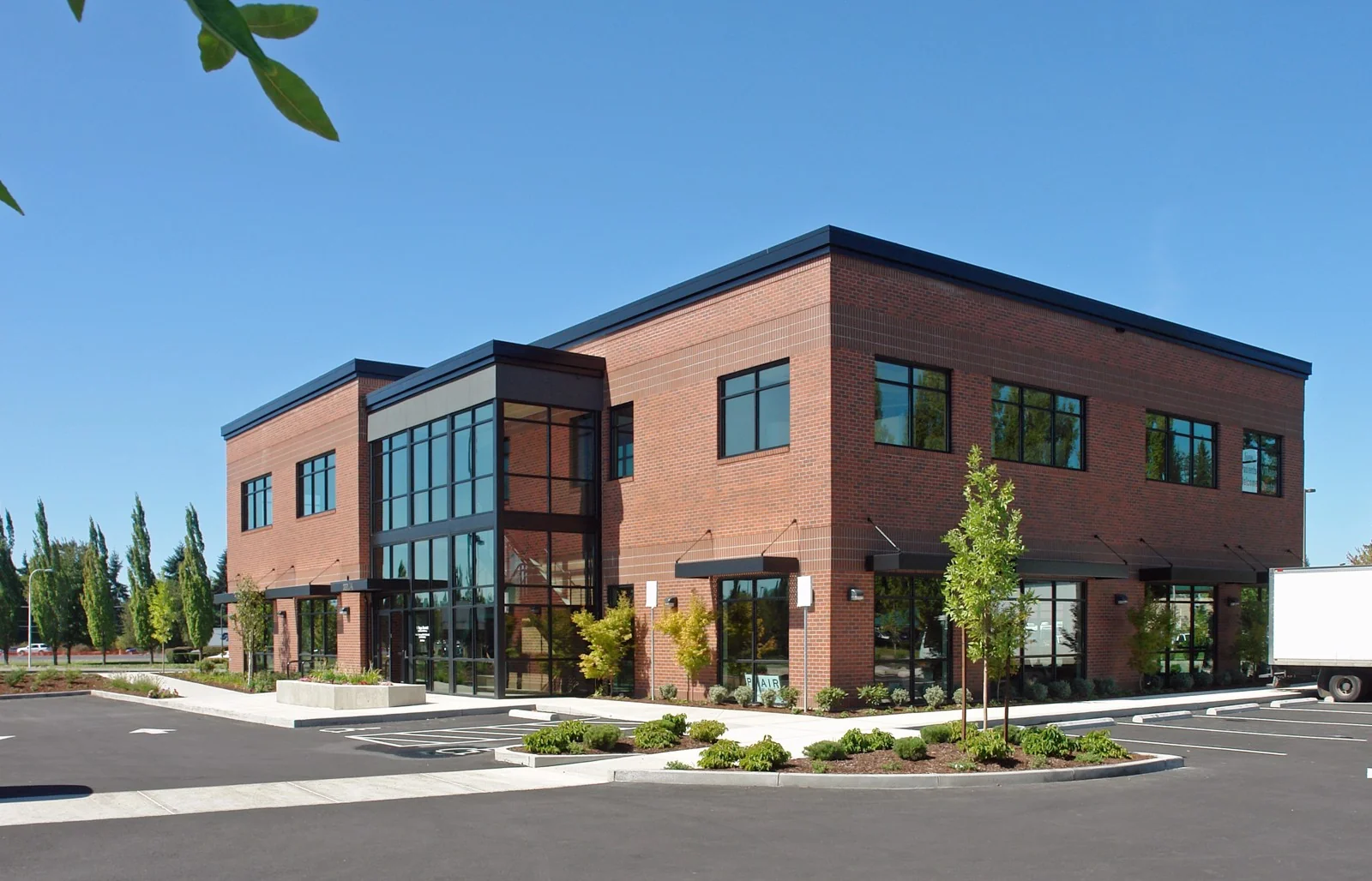 Healthcare in Wilsonville, OR — Lease in Wilsonville, OR, photo 1 of 2