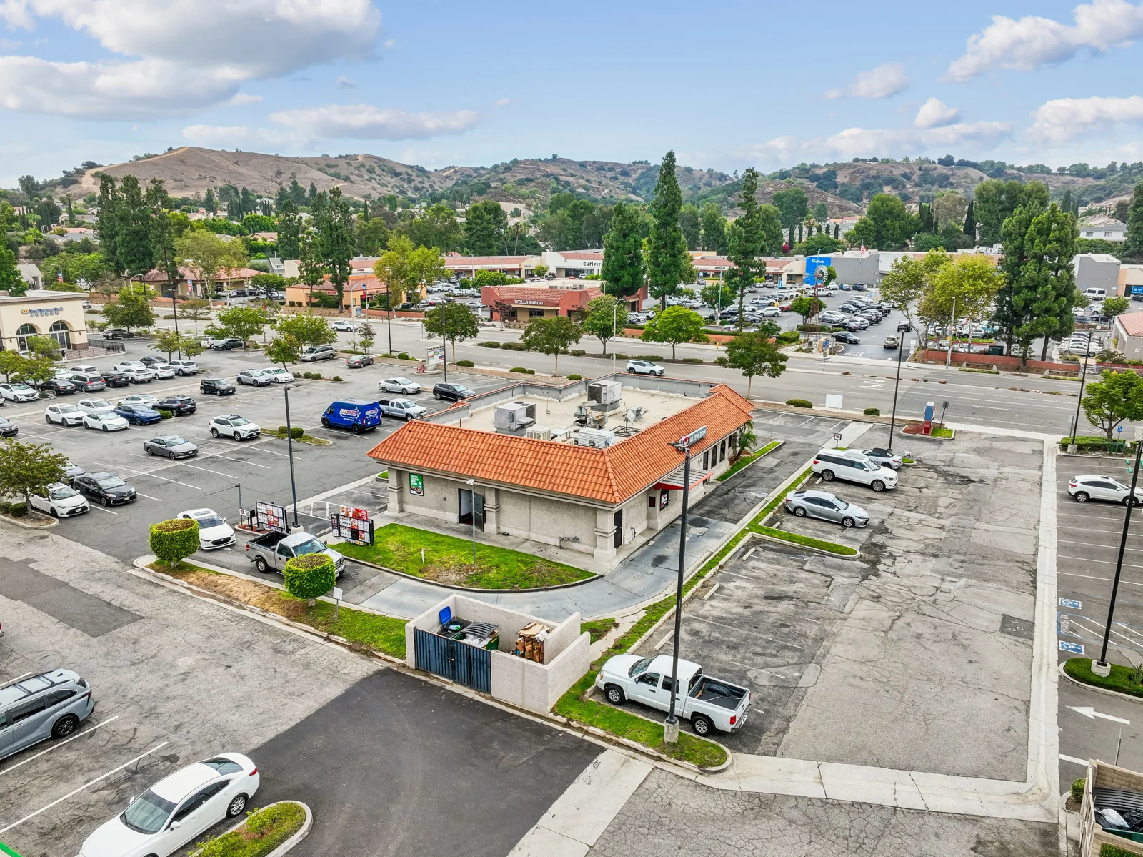 Retail in Diamond Bar, CA — Lease in Diamond Bar, CA, photo 5 of 6