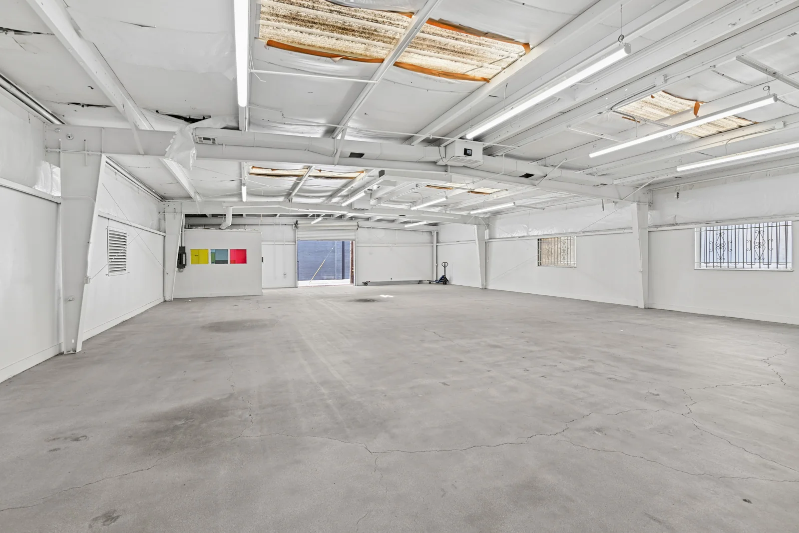 Industrial in Los Angeles, CA — Lease in Los Angeles, CA, photo 1 of 4