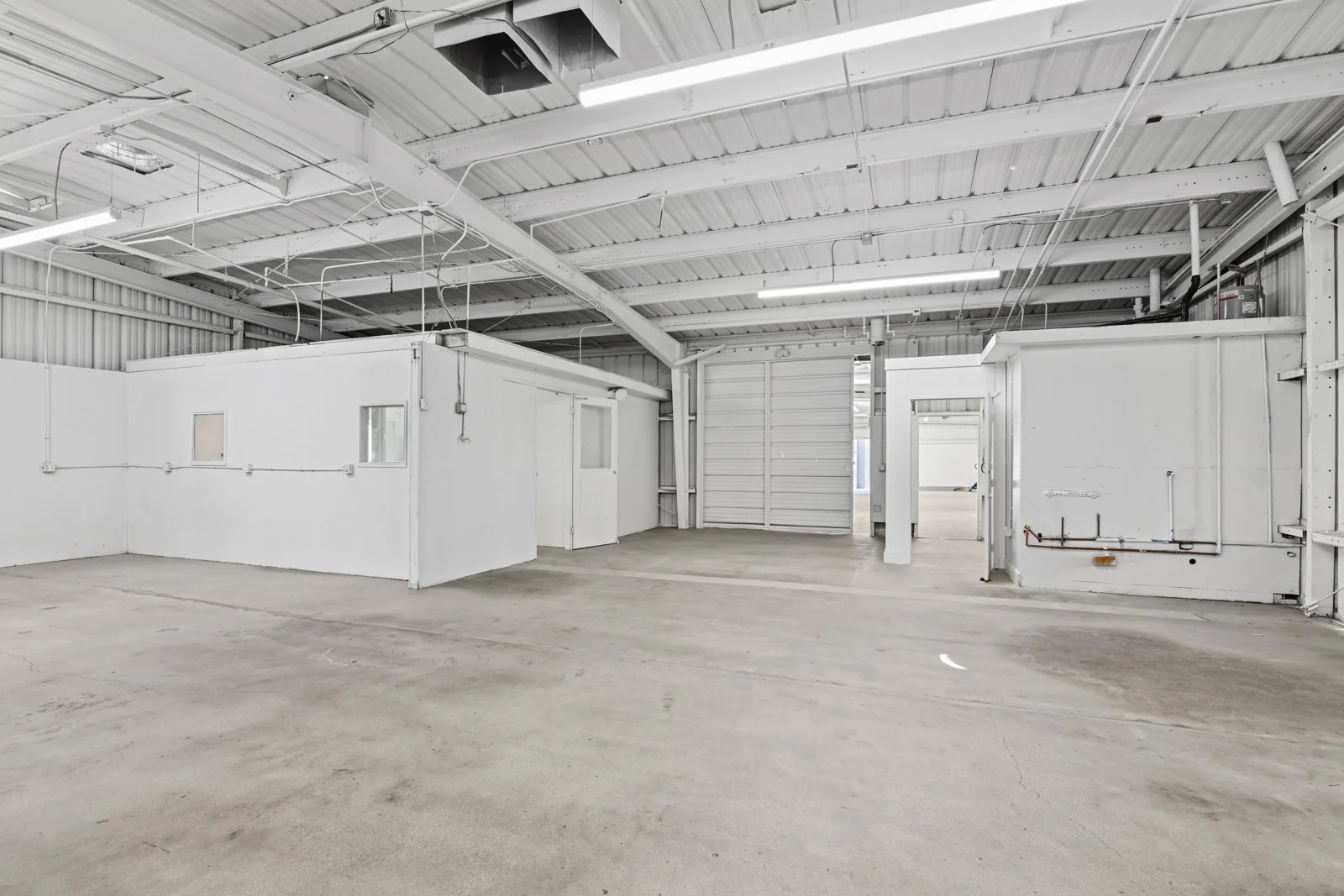 Industrial in Los Angeles, CA — Lease in Los Angeles, CA, photo 3 of 4