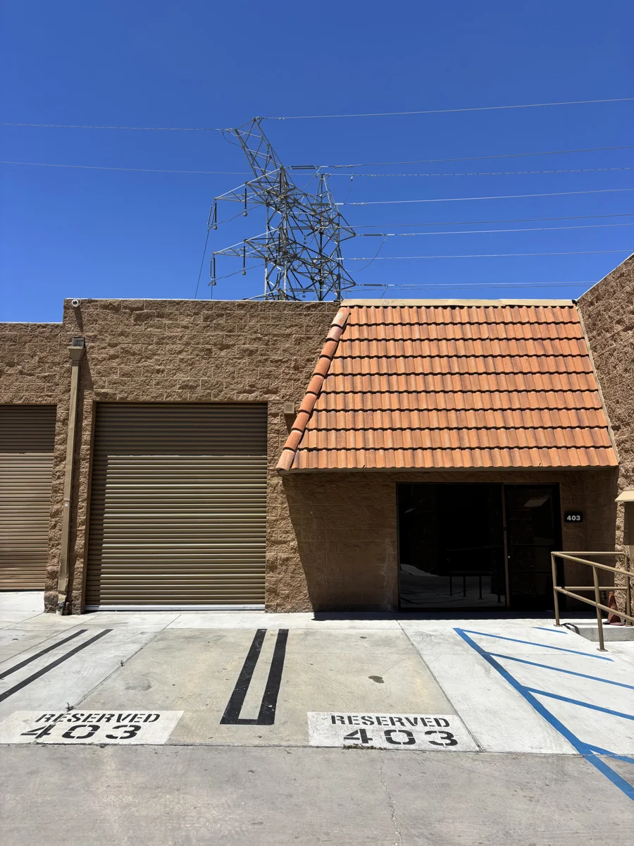 18720-18730 Oxnard Street — Lease in Los Angeles, CA, photo 4 of 4