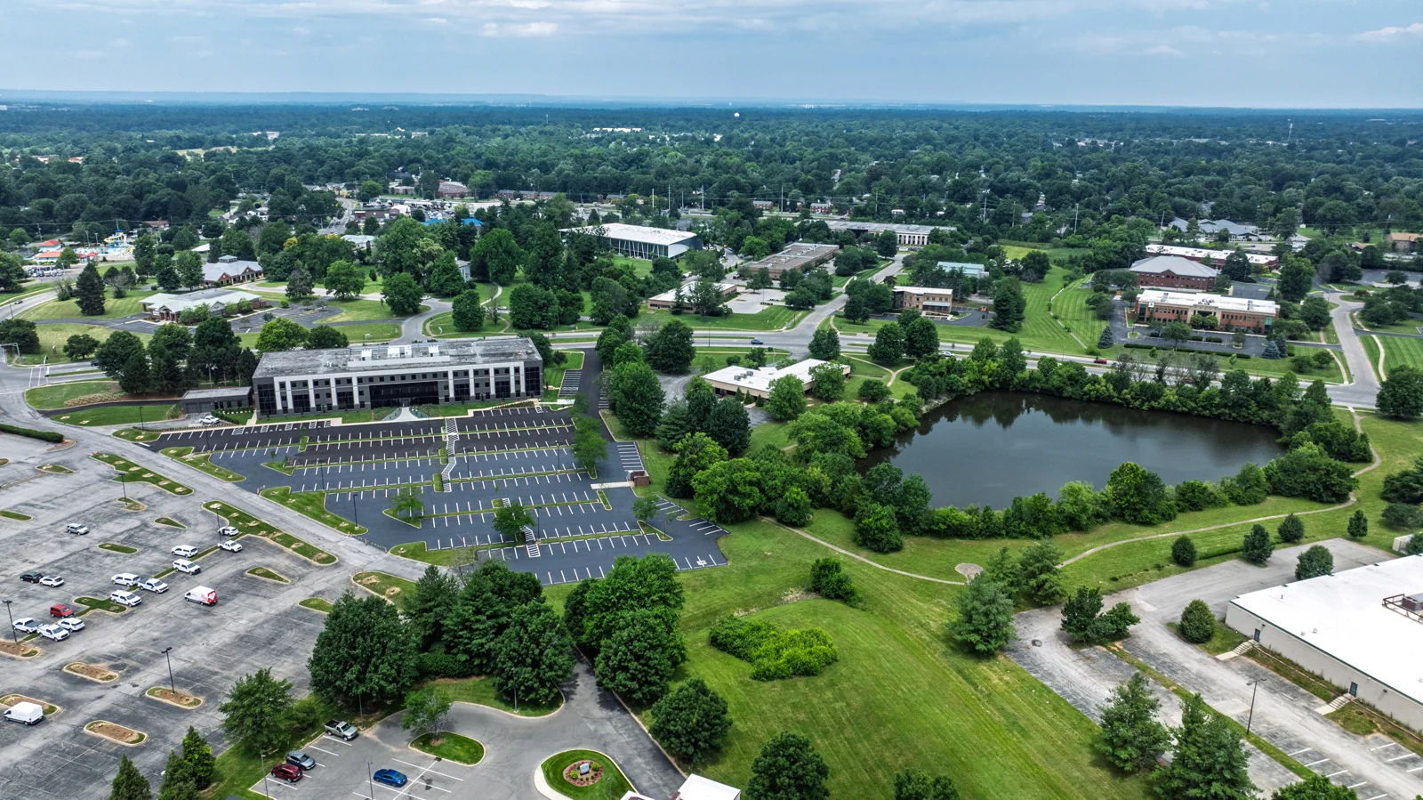 One Corporate Center — Sale in Louisville, KY, photo 5 of 8