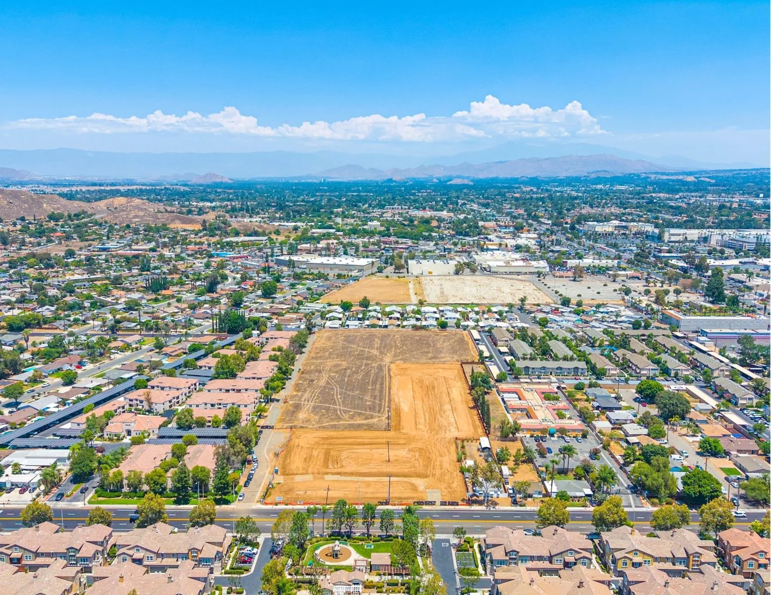 Land in Riverside, CA — Sale in Riverside, CA, photo 6 of 8