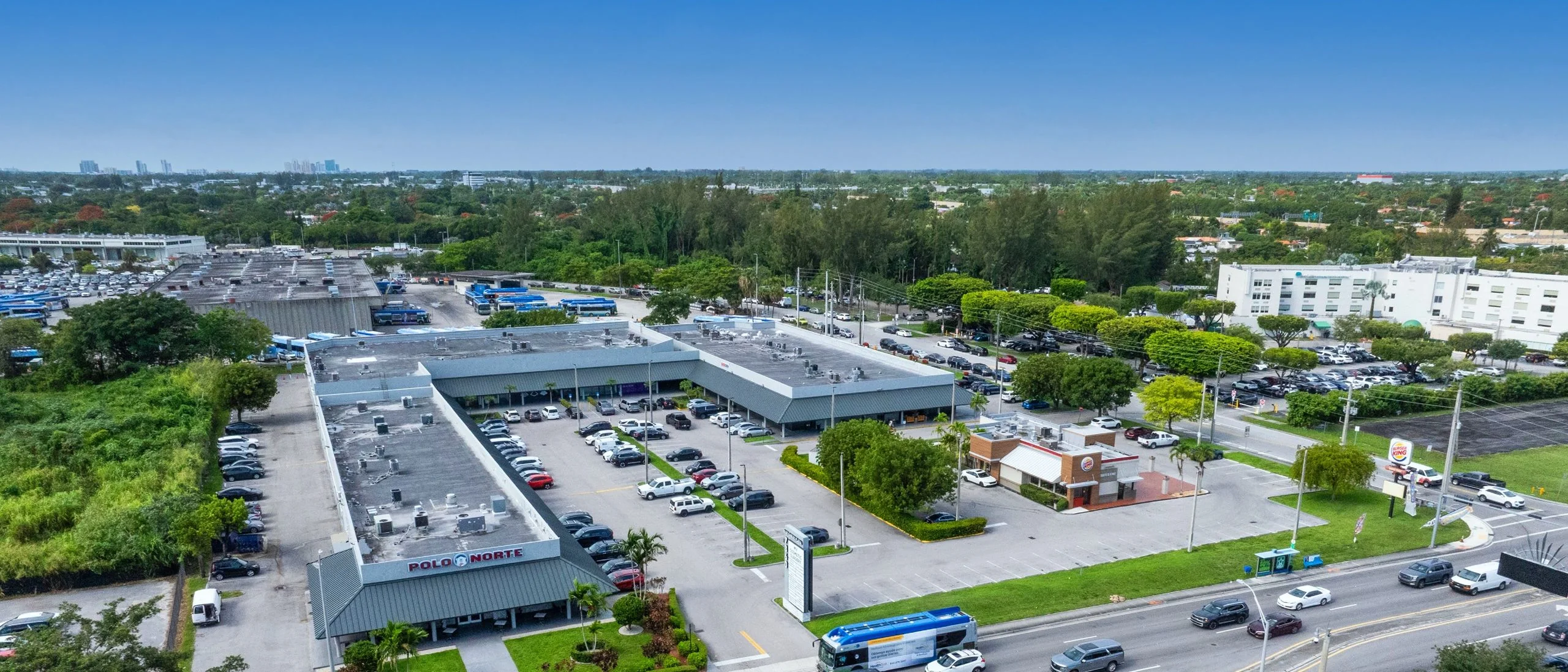Blue Gables Plaza — Sale in Miami, FL, photo 5 of 8