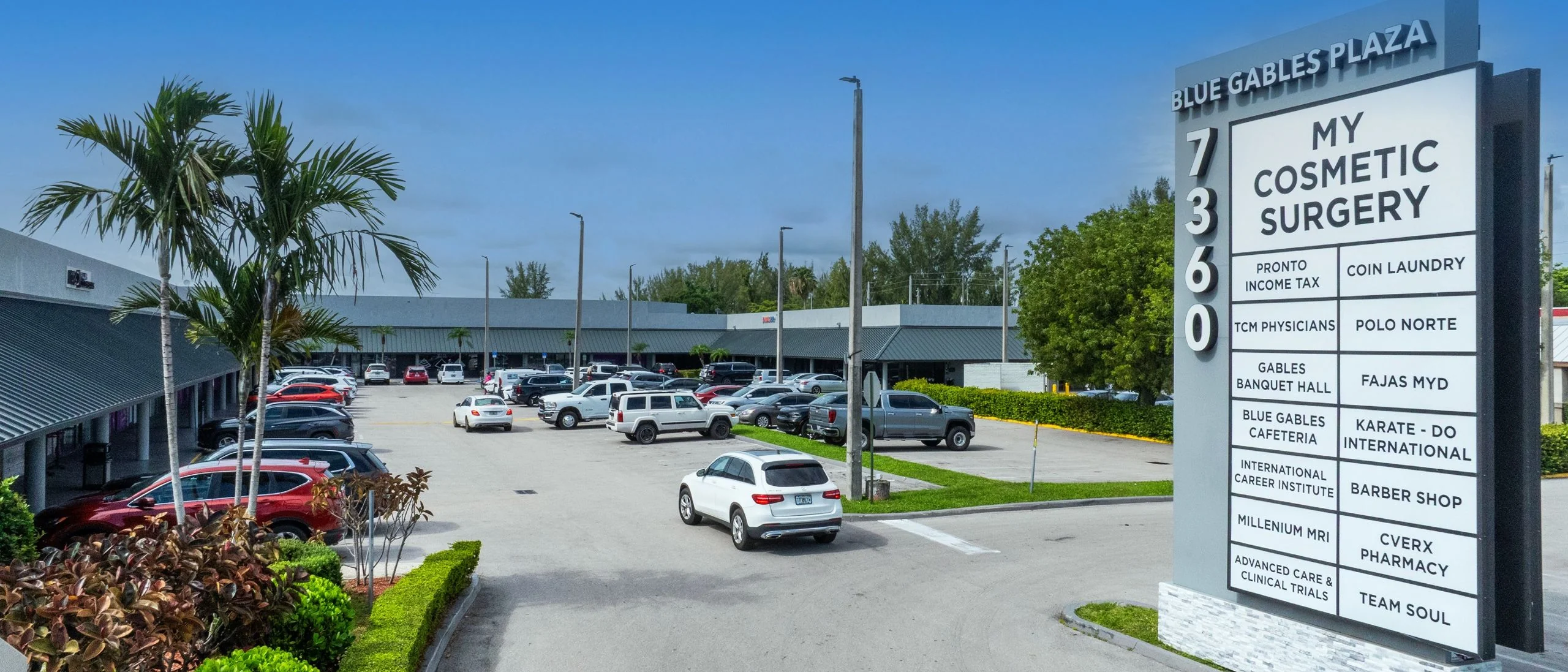 Blue Gables Plaza — Sale in Miami, FL, photo 6 of 8