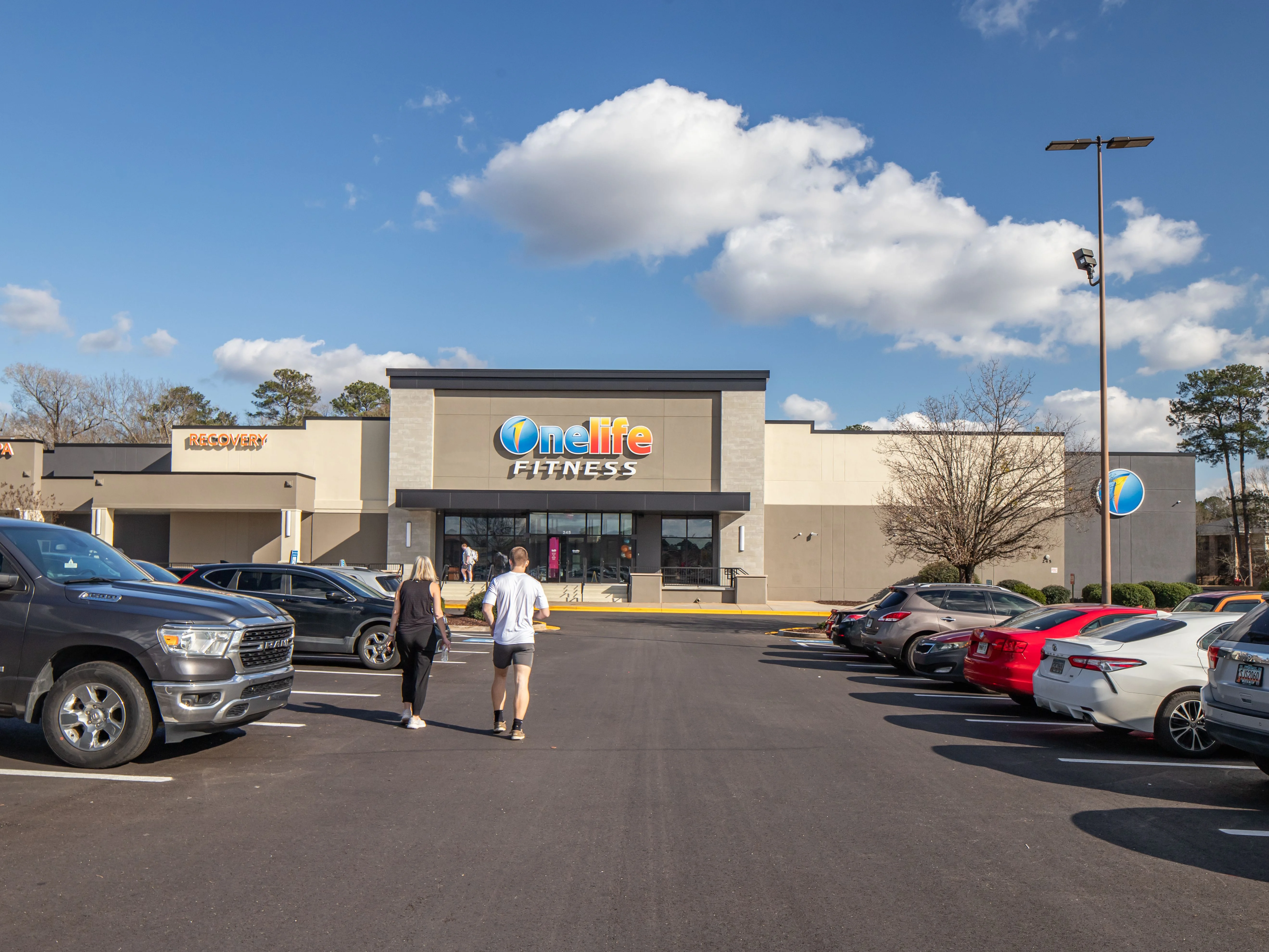 Rivergate Shopping Center — Sale in Macon, GA, photo 2 of 8