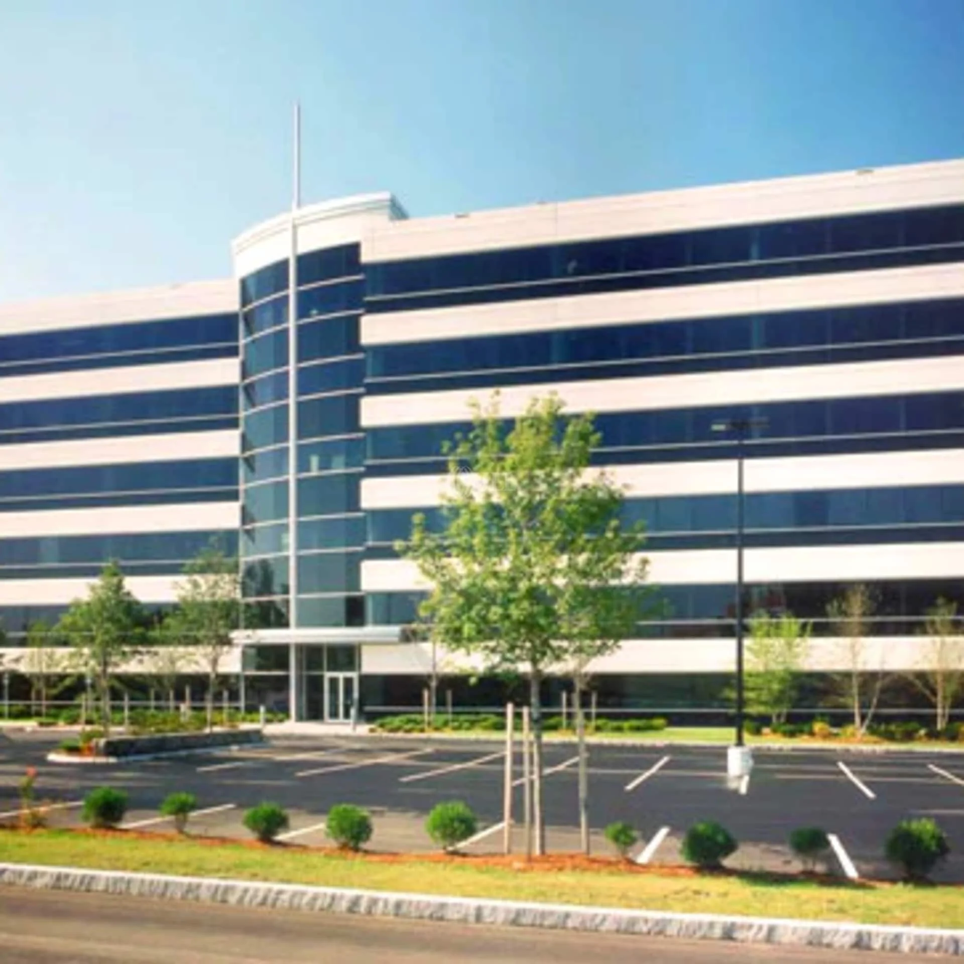 Oracle Building 10 — Lease in Burlington, MA, photo 3 of 4