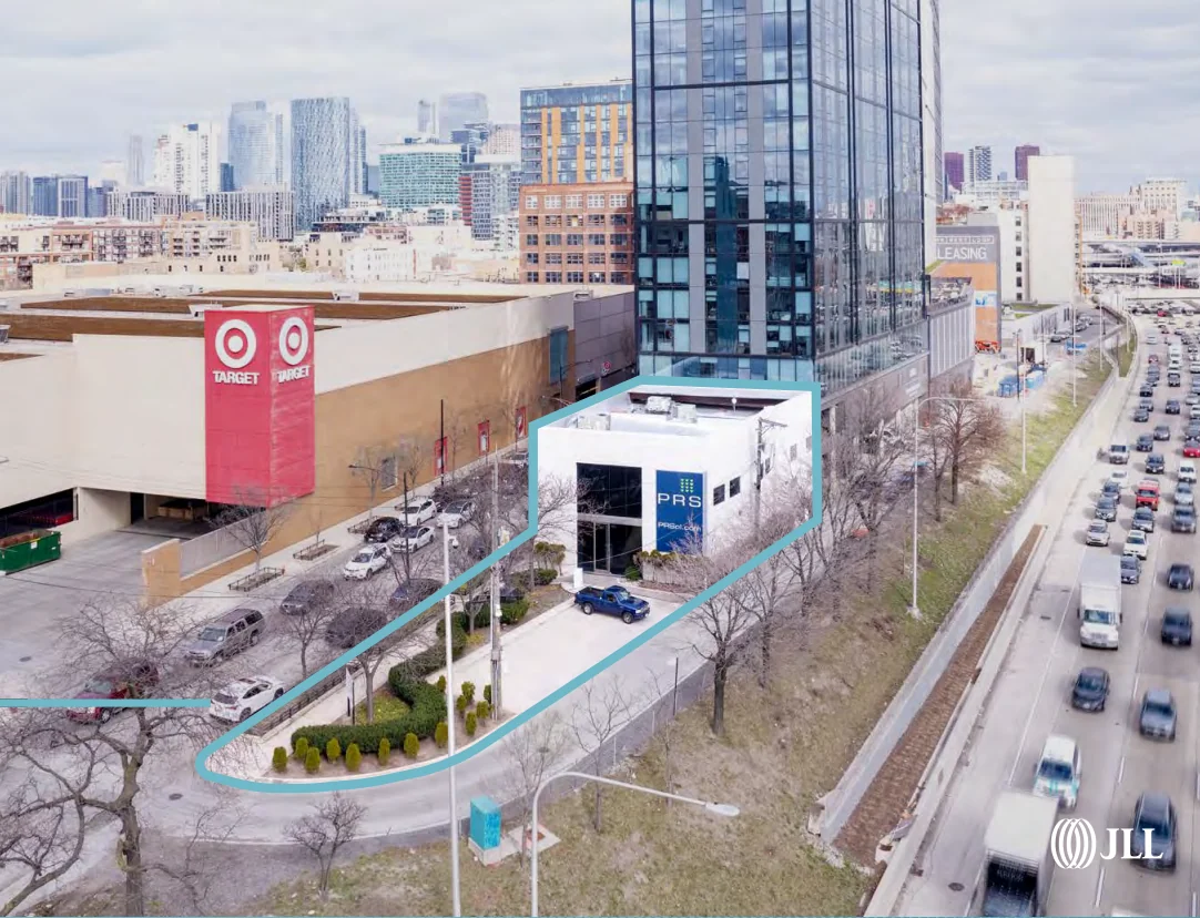 1133 W Van Buren St — Lease in Chicago, IL, photo 1 of 4