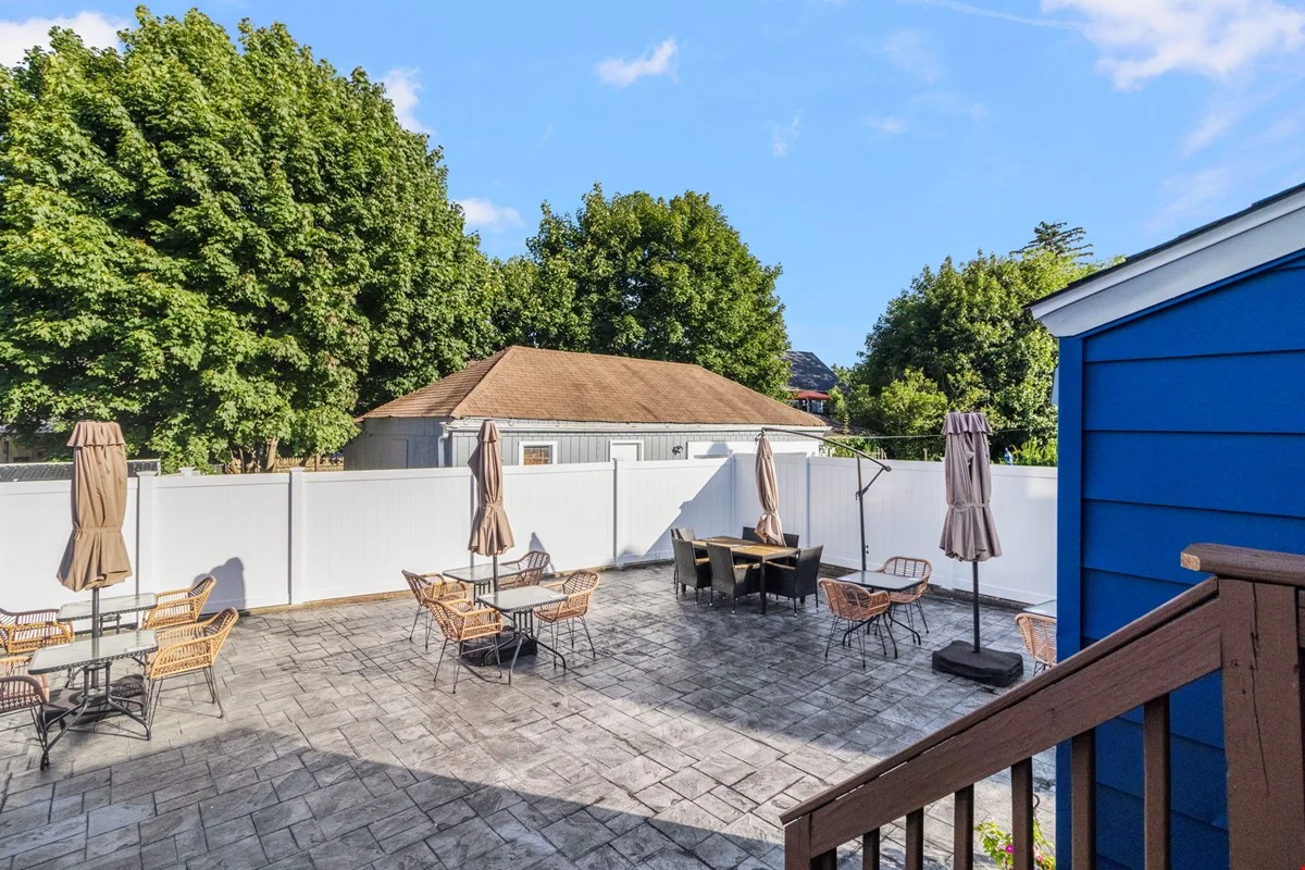681 Providence St West Warwick, RI 02893 — Sale in West Warwick, RI, photo 6 of 8