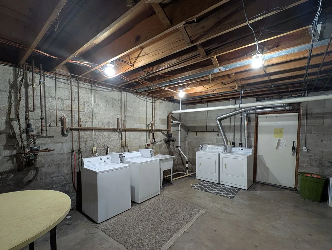 429 South Street — Sale in Pekin, IL, photo 6 of 8