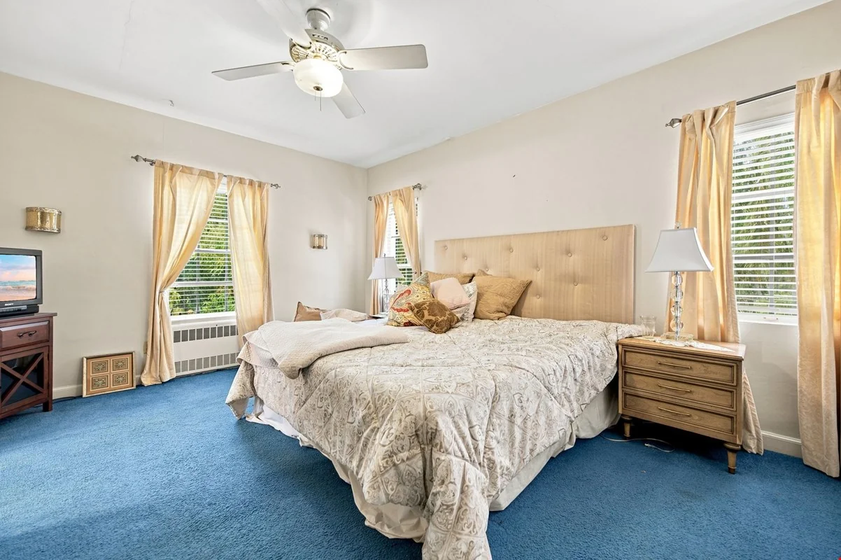 5885 SW 56th St — Sale in Miami, FL, photo 4 of 8