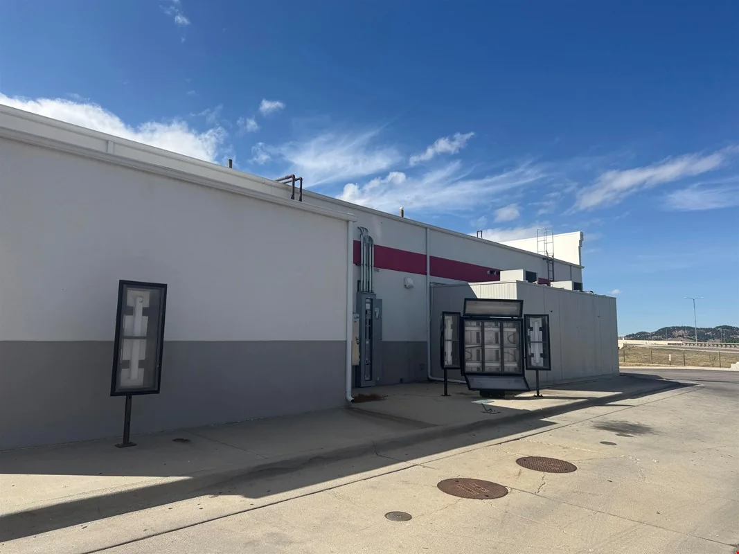 Endcap for Lease — Lease in Sturgis, SD, photo 5 of 8