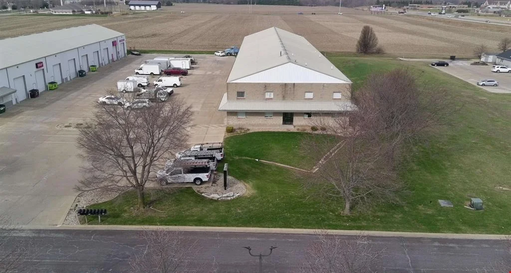 1234 Independence Ct — Lease in Washington, IL, photo 2 of 8