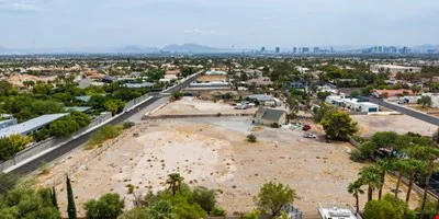2.28 Acre Residential land in Central West Las Vegas — Sale in Las Vegas, NV, photo 6 of 8