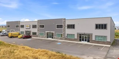 Rare Owner-User/Investment Opportunity — Sale in Hyde Park, UT, photo 4 of 8