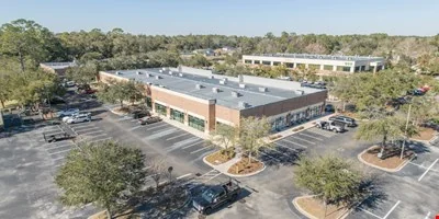 Jacksonville Professional Offices — Lease in Jacksonville, FL, photo 2 of 5