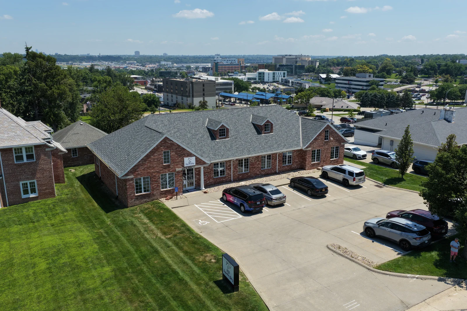 Office in Omaha, NE — Sale in Omaha, NE, photo 5 of 8