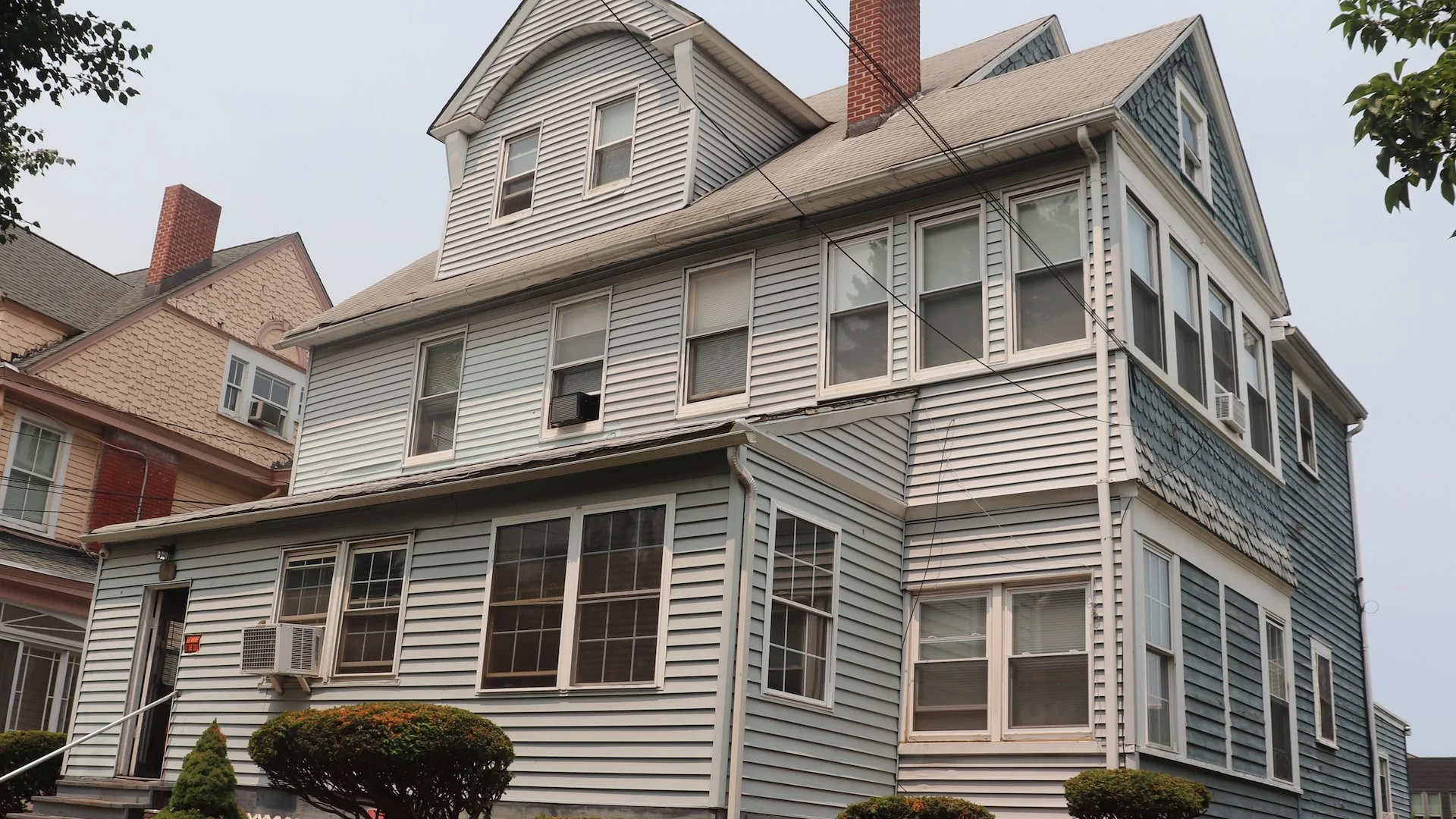 49 Fremont St — Sale in Bloomfield, NJ, photo 1 of 2